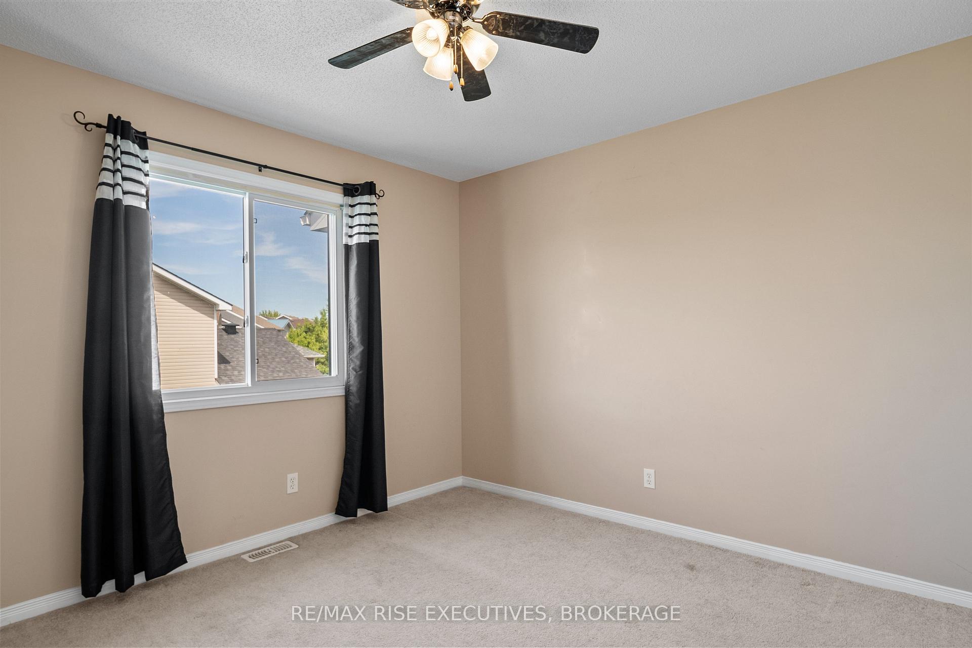 Photo 24 of 297 Rose Abbey Drive, Kingston, Kingston East (Incl Barret Crt) — HOMEH