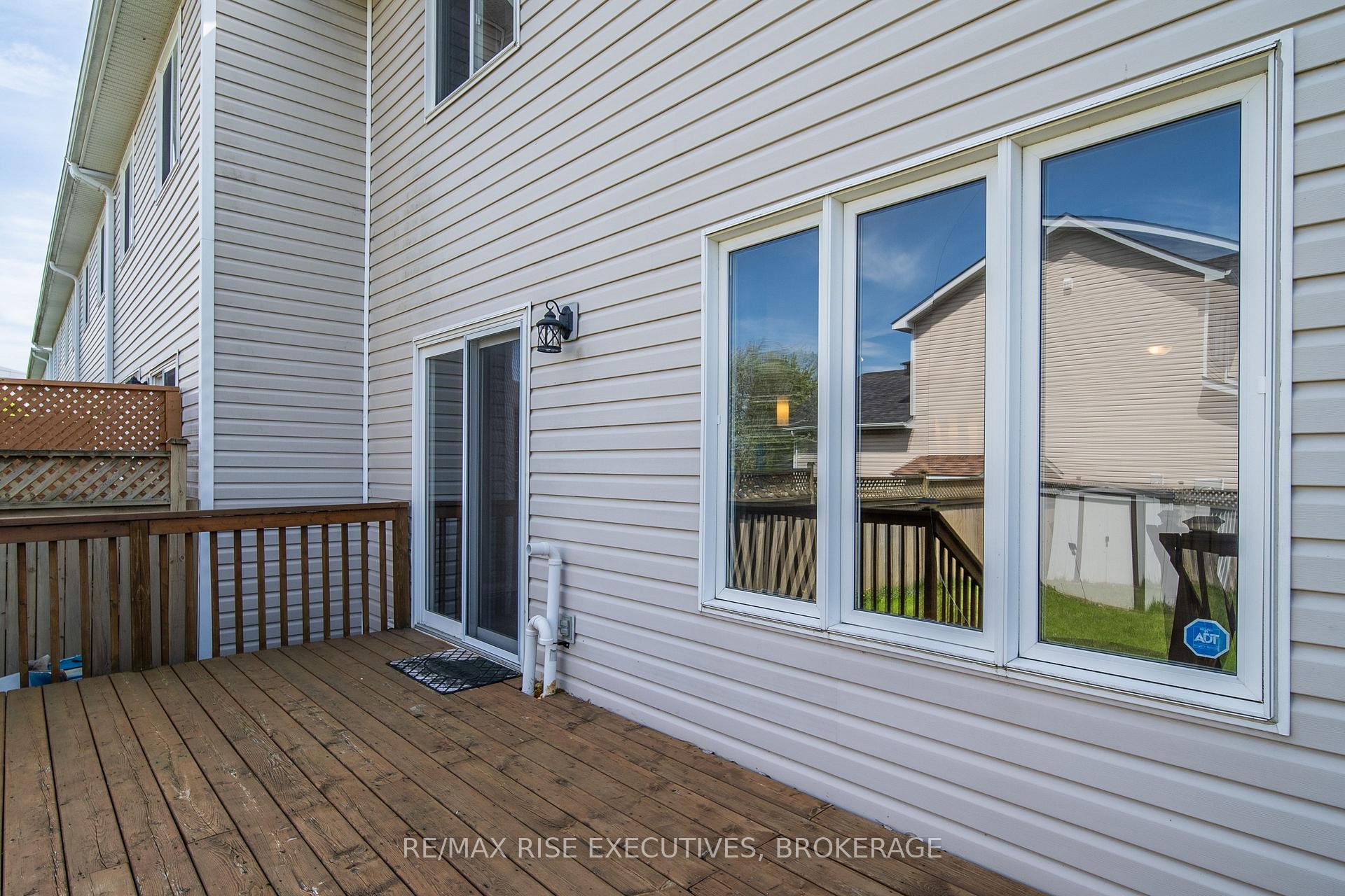Photo 33 of 297 Rose Abbey Drive, Kingston, Kingston East (Incl Barret Crt) — HOMEH