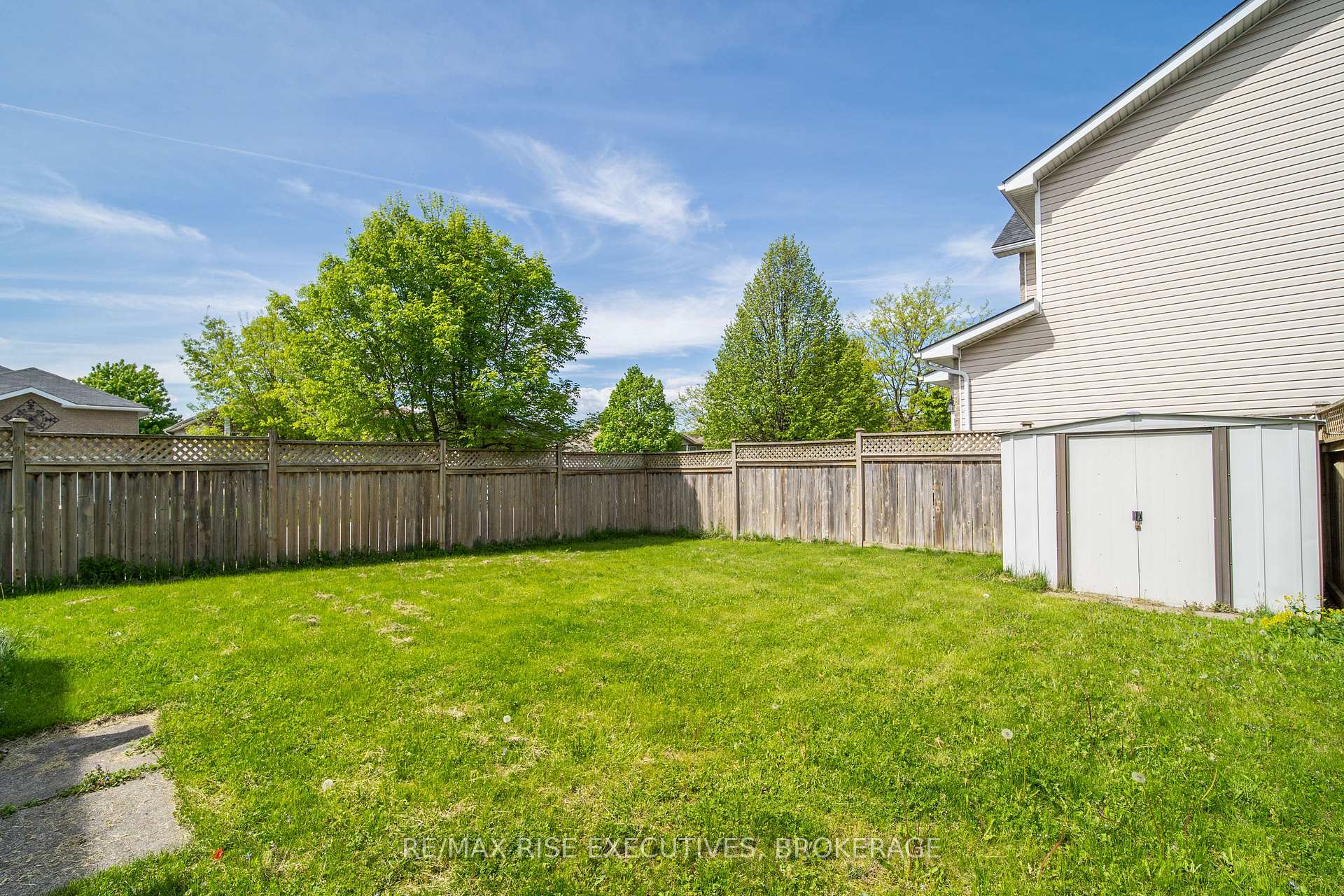 Photo 35 of 297 Rose Abbey Drive, Kingston, Kingston East (Incl Barret Crt) — HOMEH