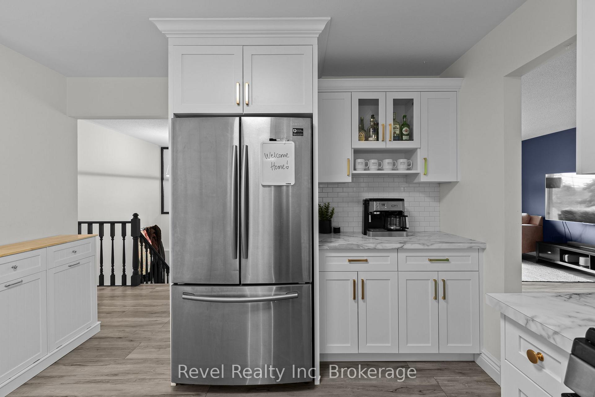 Photo 7 of 35 Macklaim Drive, Parry Sound — HOMEH