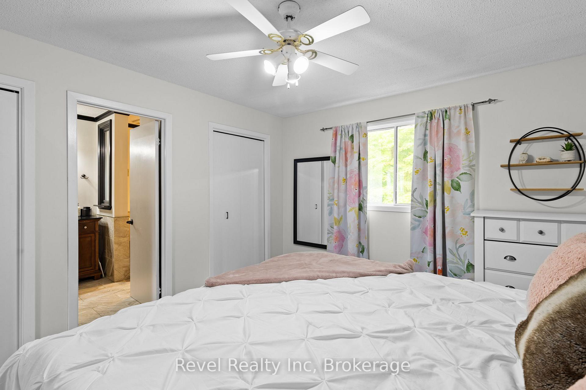 Photo 9 of 35 Macklaim Drive, Parry Sound — HOMEH