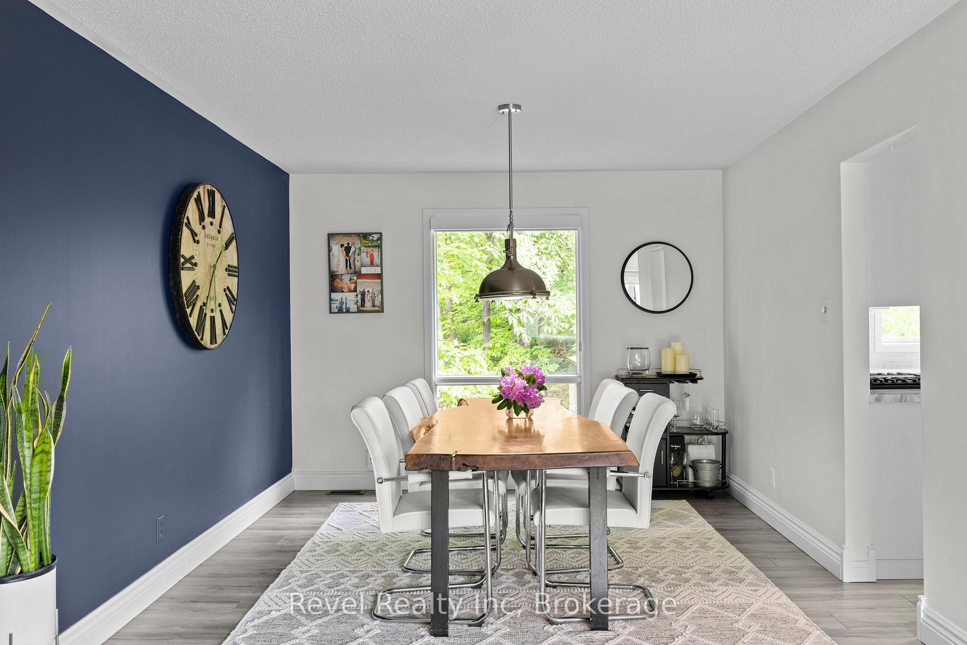 Photo 18 of 35 Macklaim Drive, Parry Sound — HOMEH