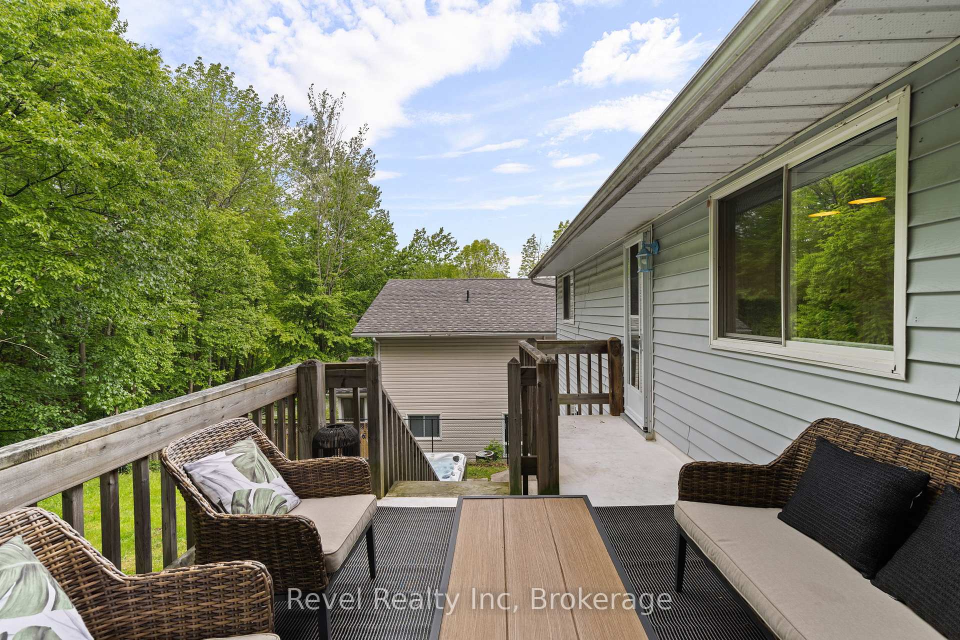 Photo 32 of 35 Macklaim Drive, Parry Sound — HOMEH