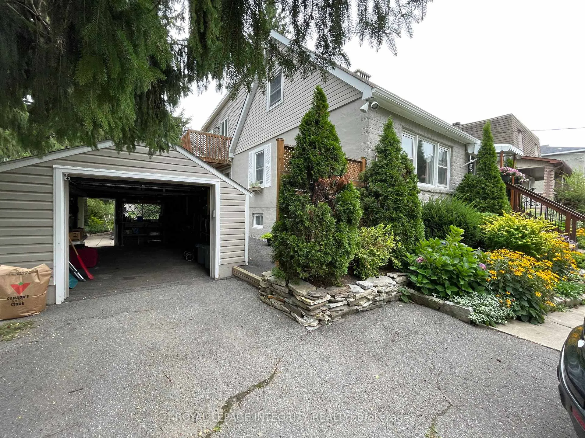 Photo 3 of 465 Guy Street, Ottawa, Castle Heights — HOMEH