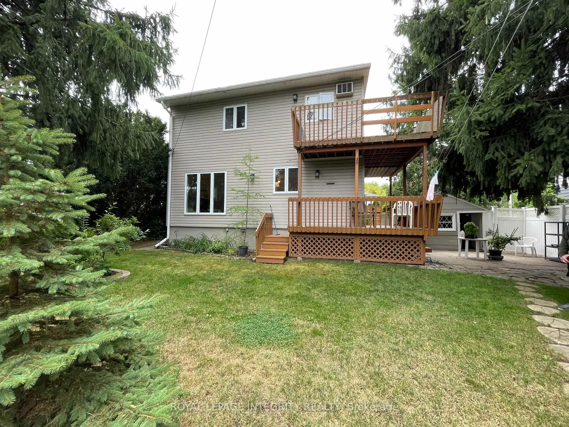 Photo 6 of 465 Guy Street, Ottawa, Castle Heights — HOMEH
