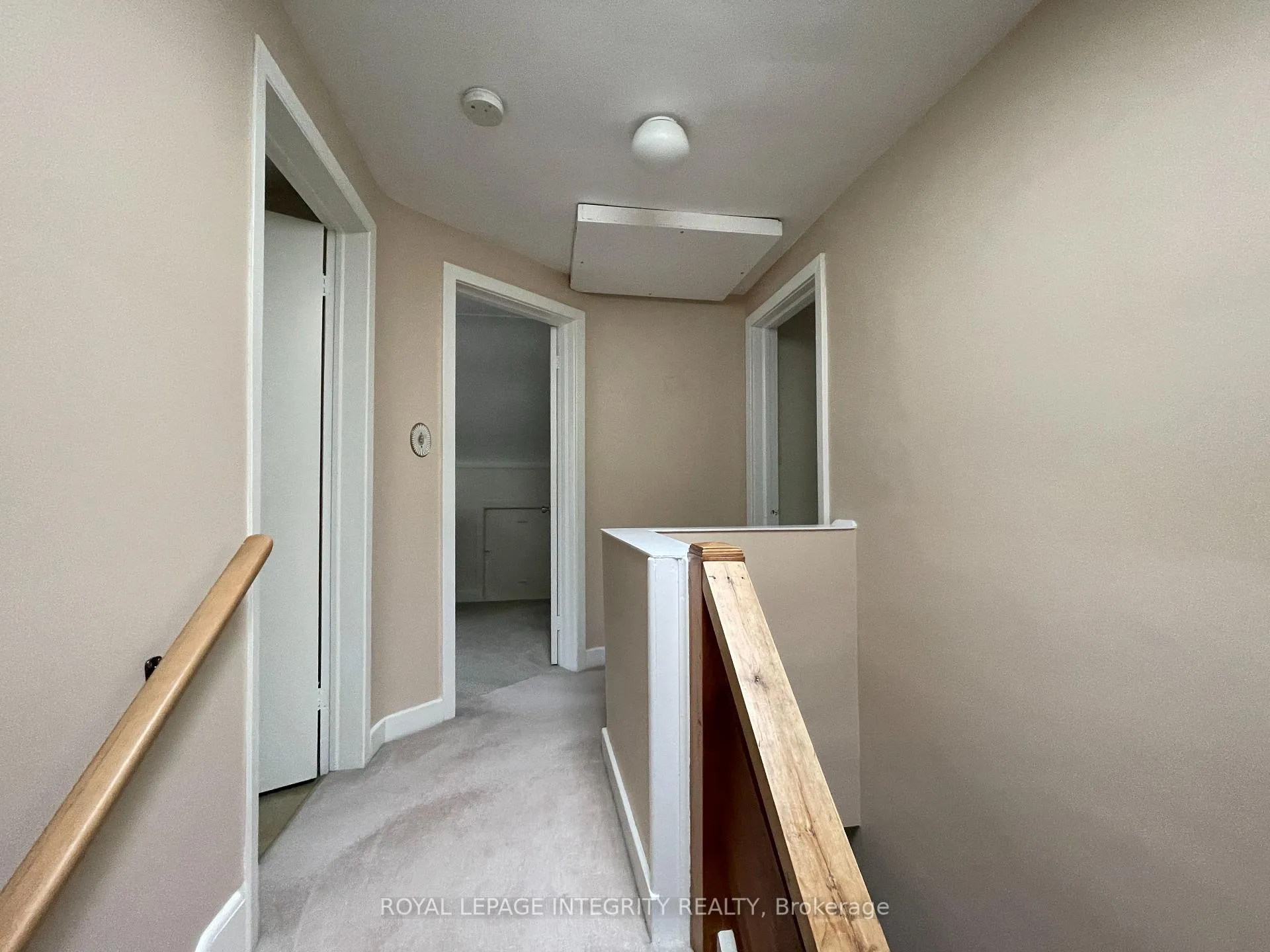 Photo 14 of 465 Guy Street, Ottawa, Castle Heights — HOMEH