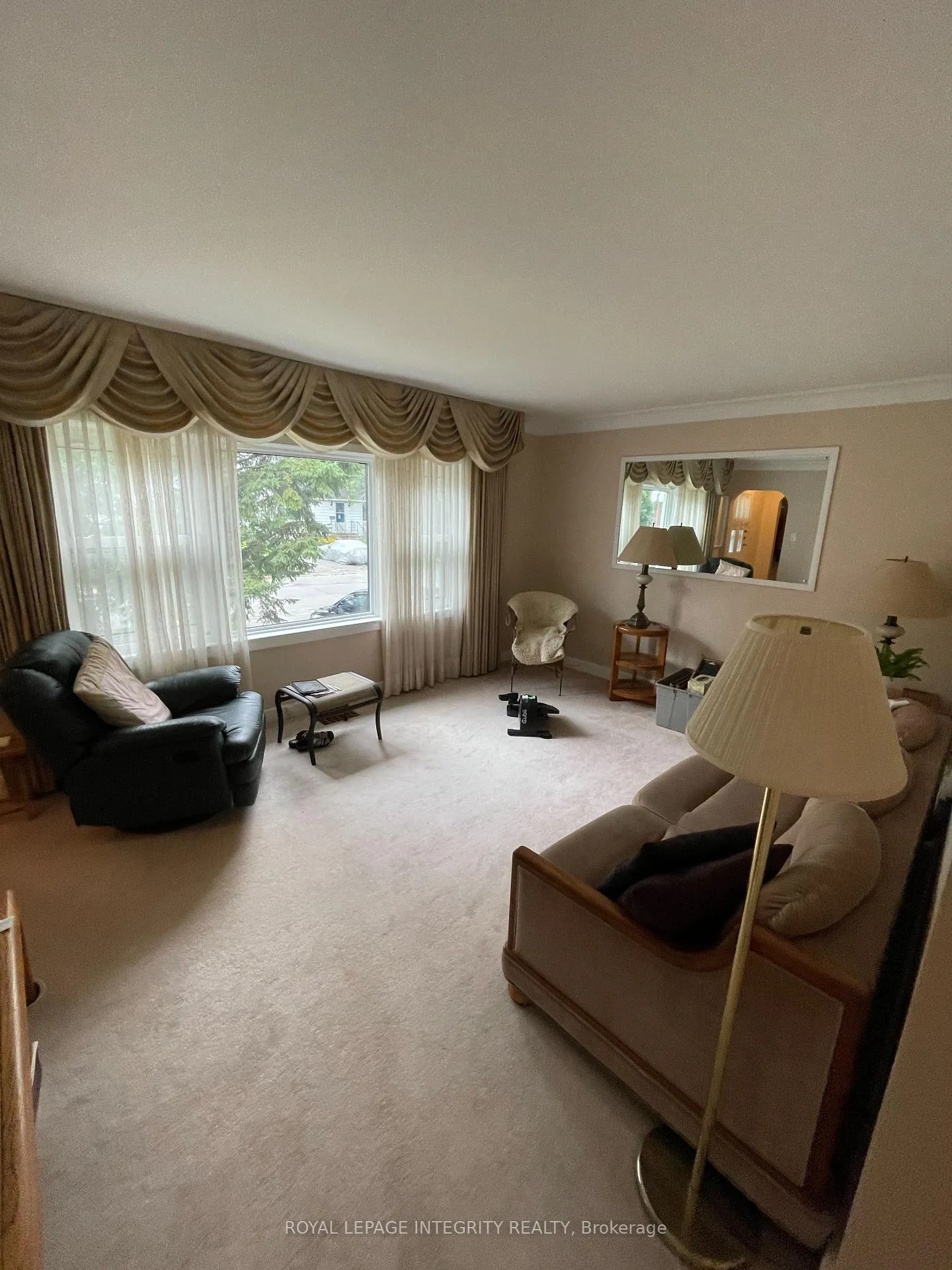 Photo 27 of 465 Guy Street, Ottawa, Castle Heights — HOMEH