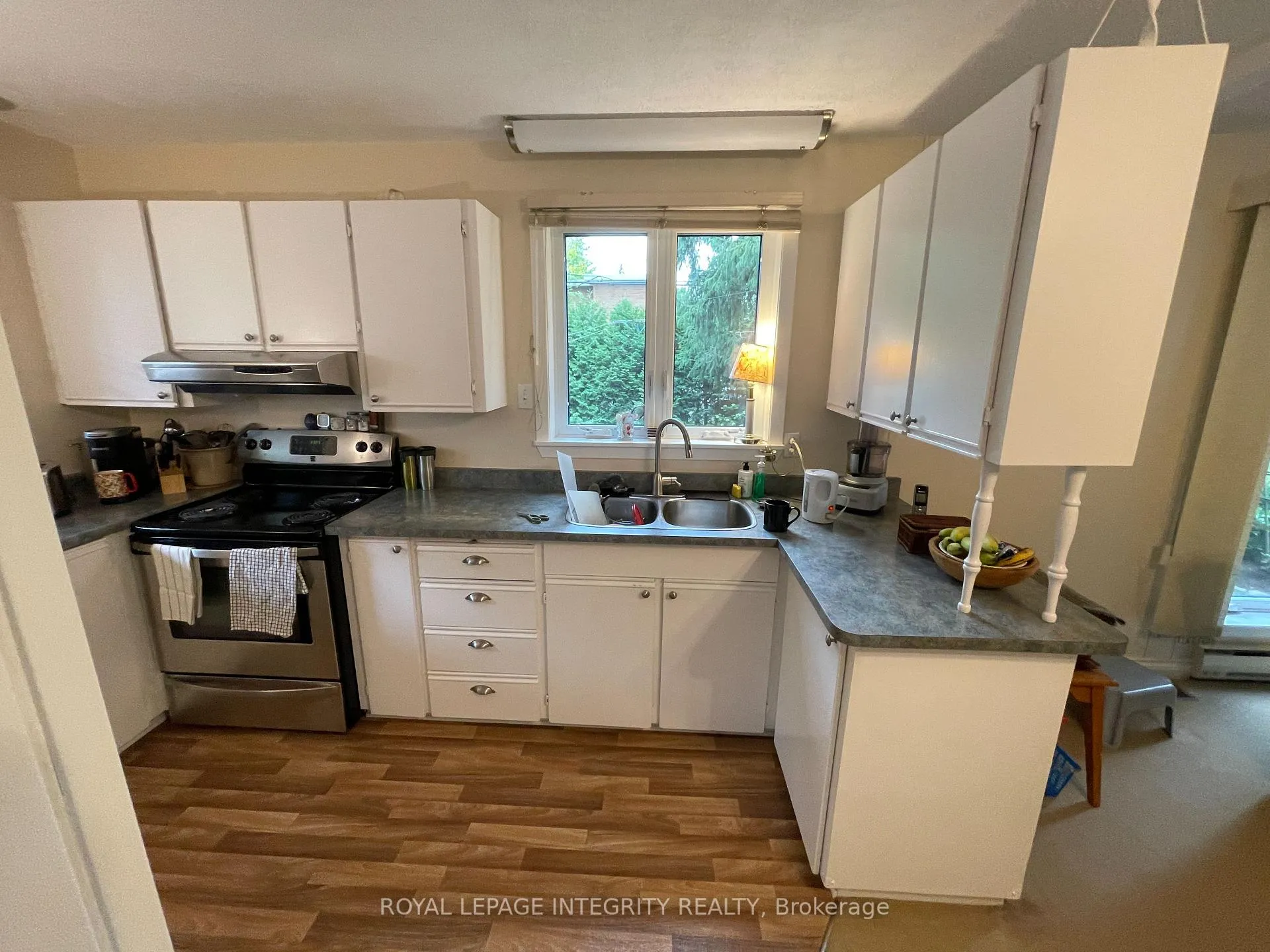 Photo 35 of 465 Guy Street, Ottawa, Castle Heights — HOMEH