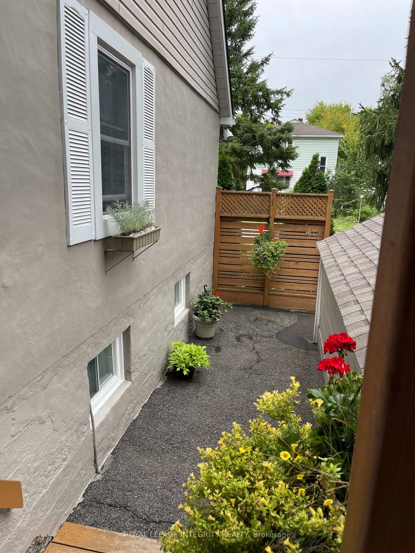 Photo 36 of 465 Guy Street, Ottawa, Castle Heights — HOMEH