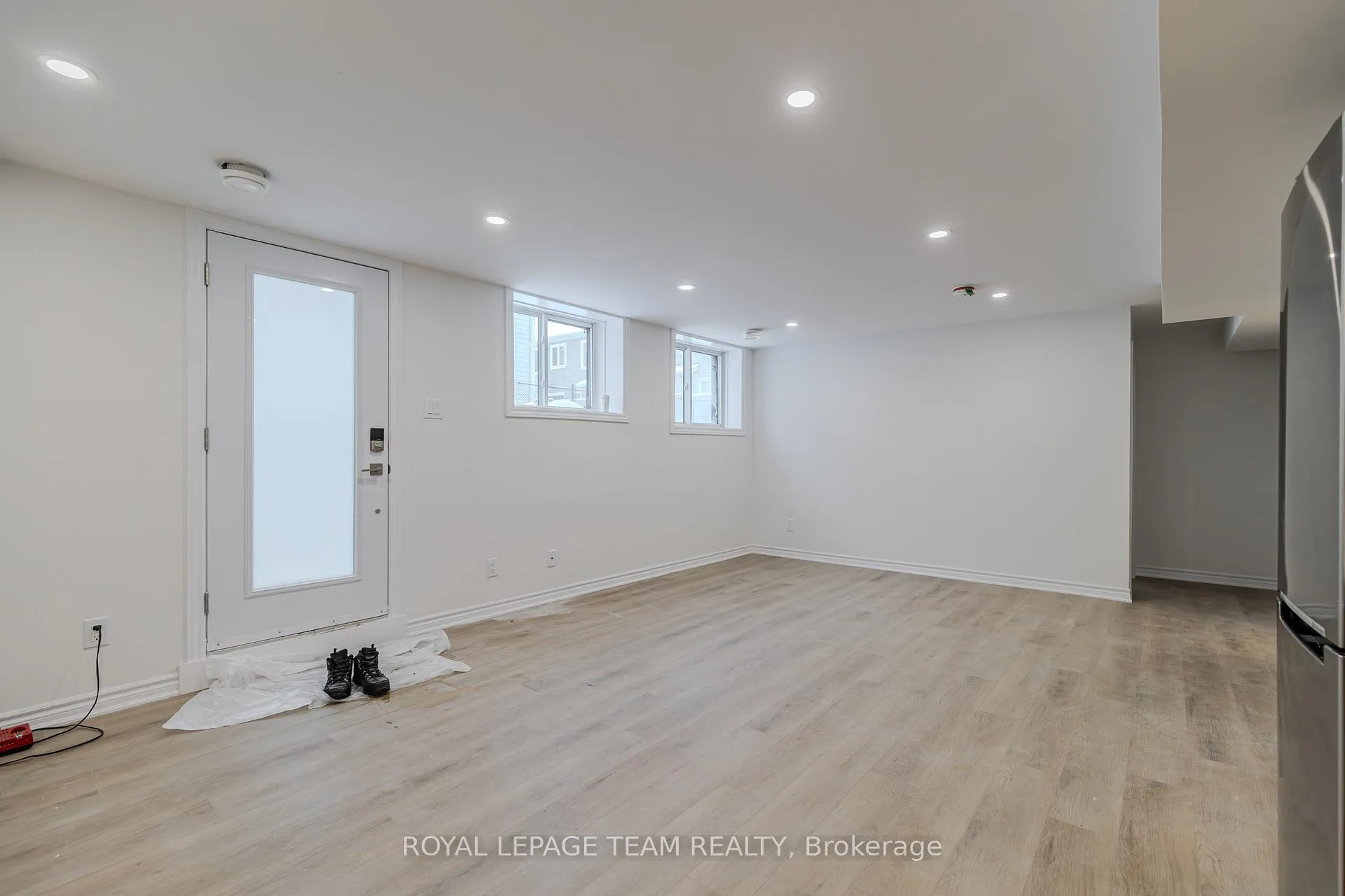 Photo 5 of Unit B, 142 Lumen Place, Ottawa, Chapel Hill South - Orleans Village — HOMEH