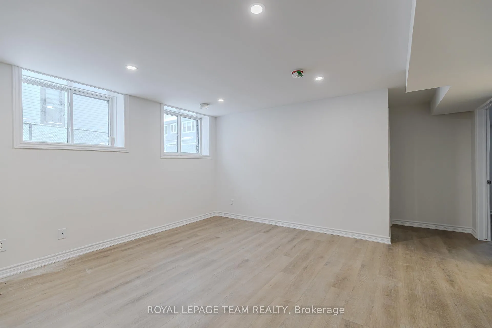 Photo 17 of Unit B, 142 Lumen Place, Ottawa, Chapel Hill South - Orleans Village — HOMEH