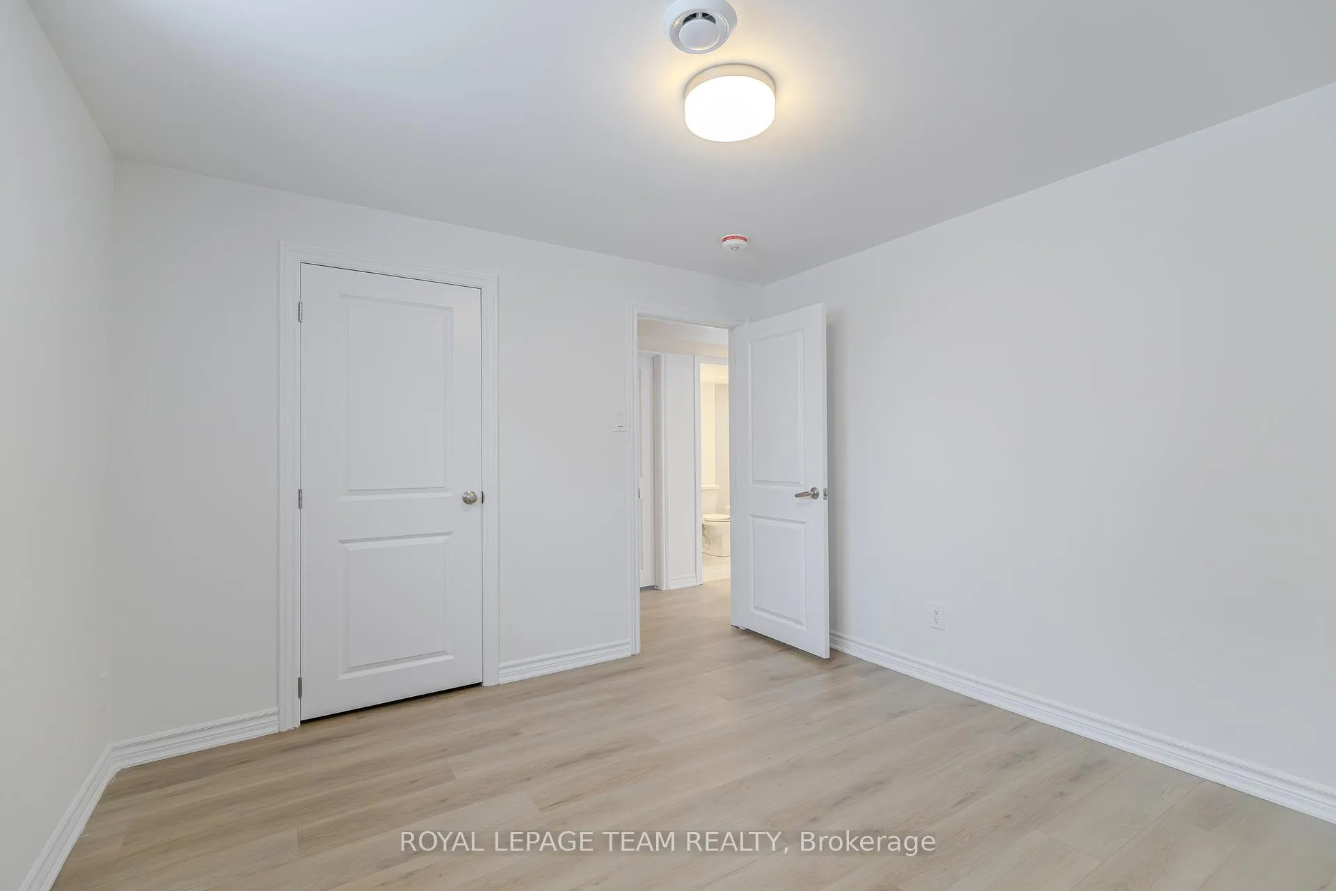 Photo 20 of Unit B, 142 Lumen Place, Ottawa, Chapel Hill South - Orleans Village — HOMEH