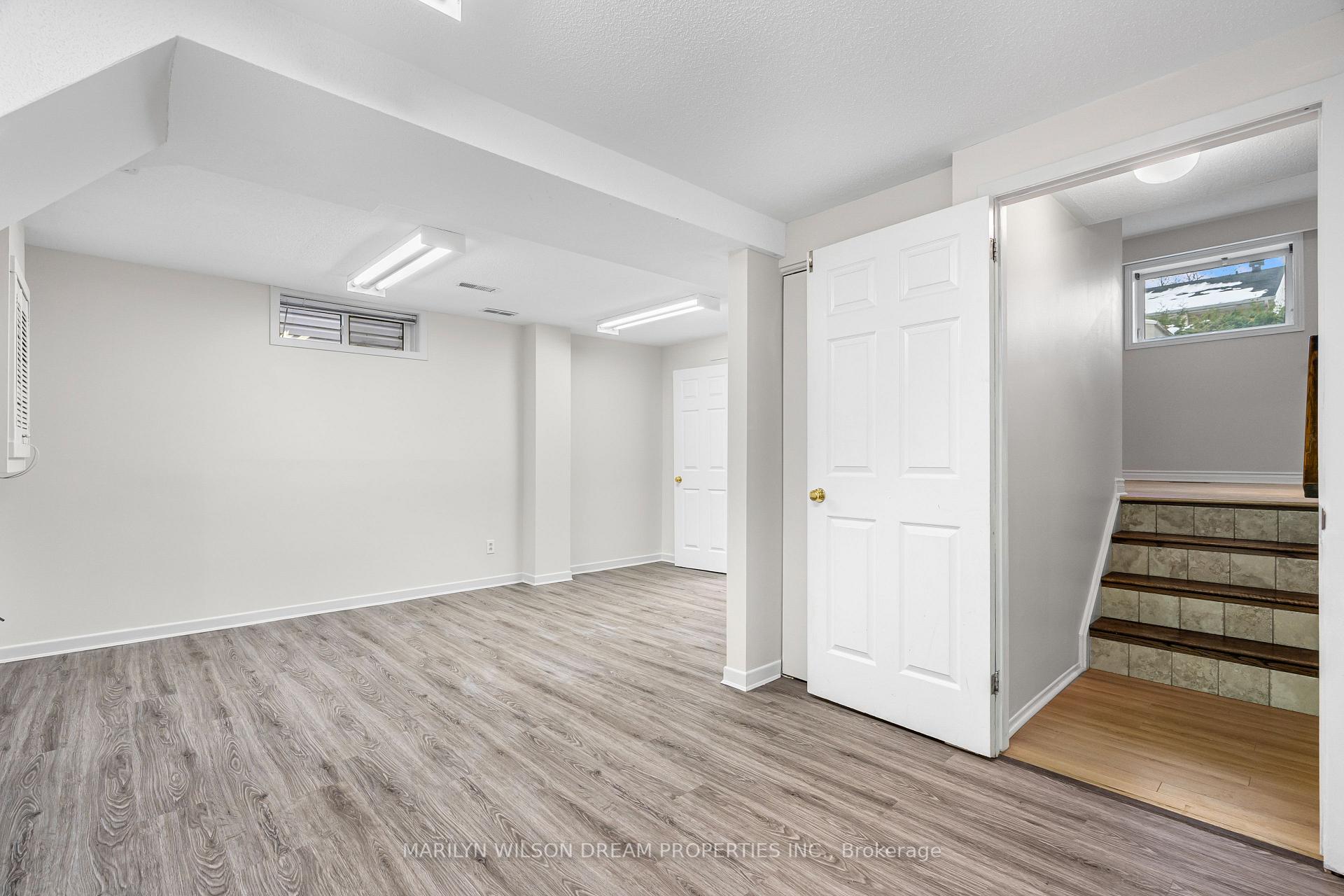 Photo 31 of 1678 Smithers Crescent, Ottawa, Chateauneuf — HOMEH