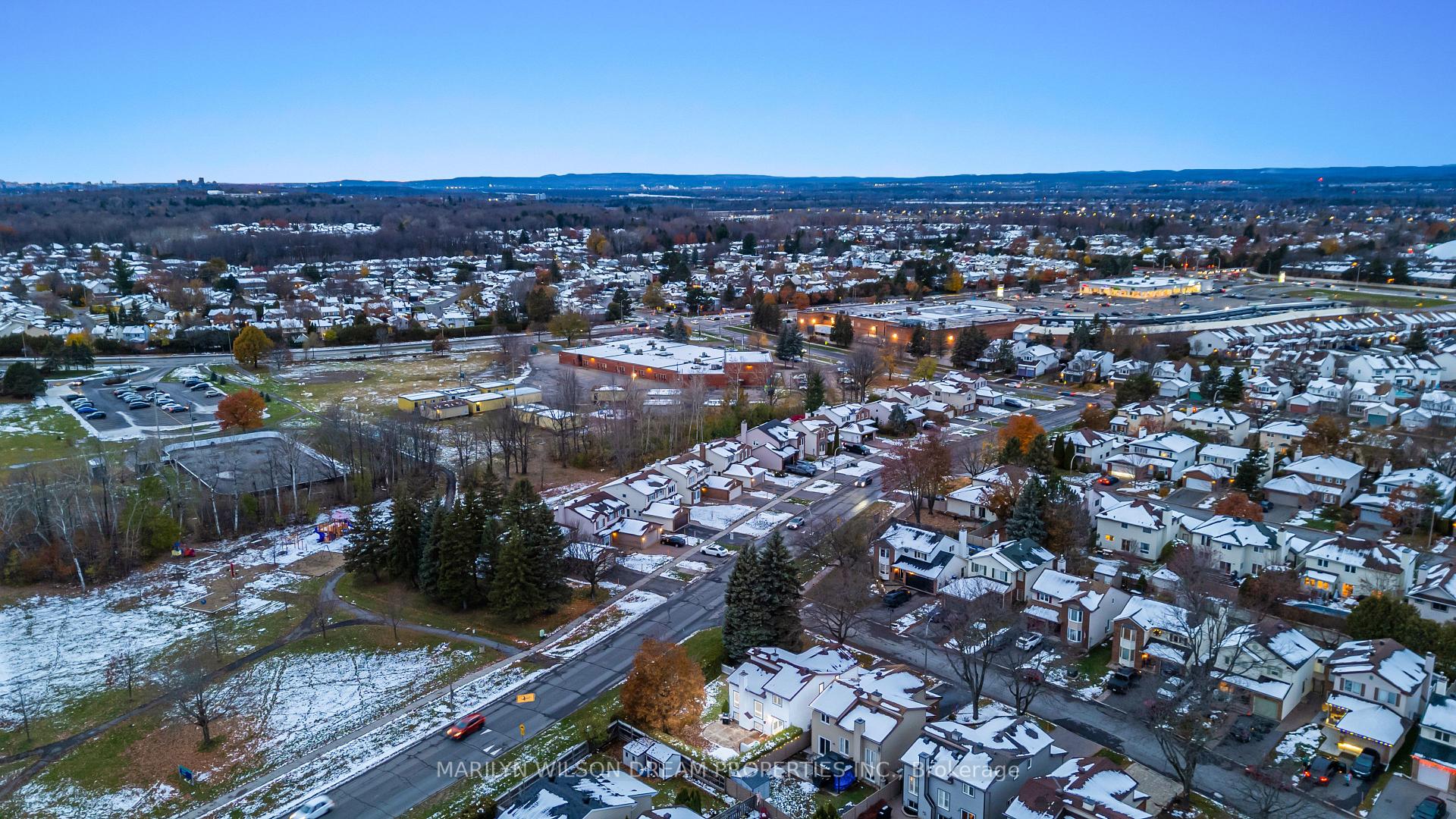 Photo 38 of 1678 Smithers Crescent, Ottawa, Chateauneuf — HOMEH
