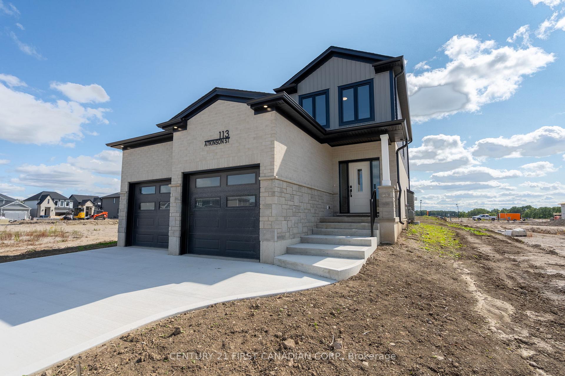 Photo 2 of 113 Atkinson Street, North Middlesex, Alisa Craig — HOMEH