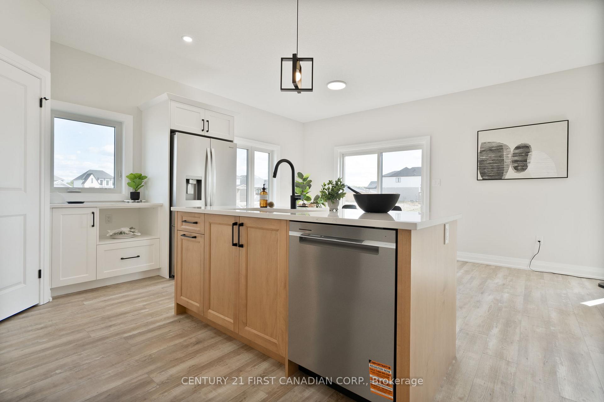 Photo 7 of 113 Atkinson Street, North Middlesex, Alisa Craig — HOMEH