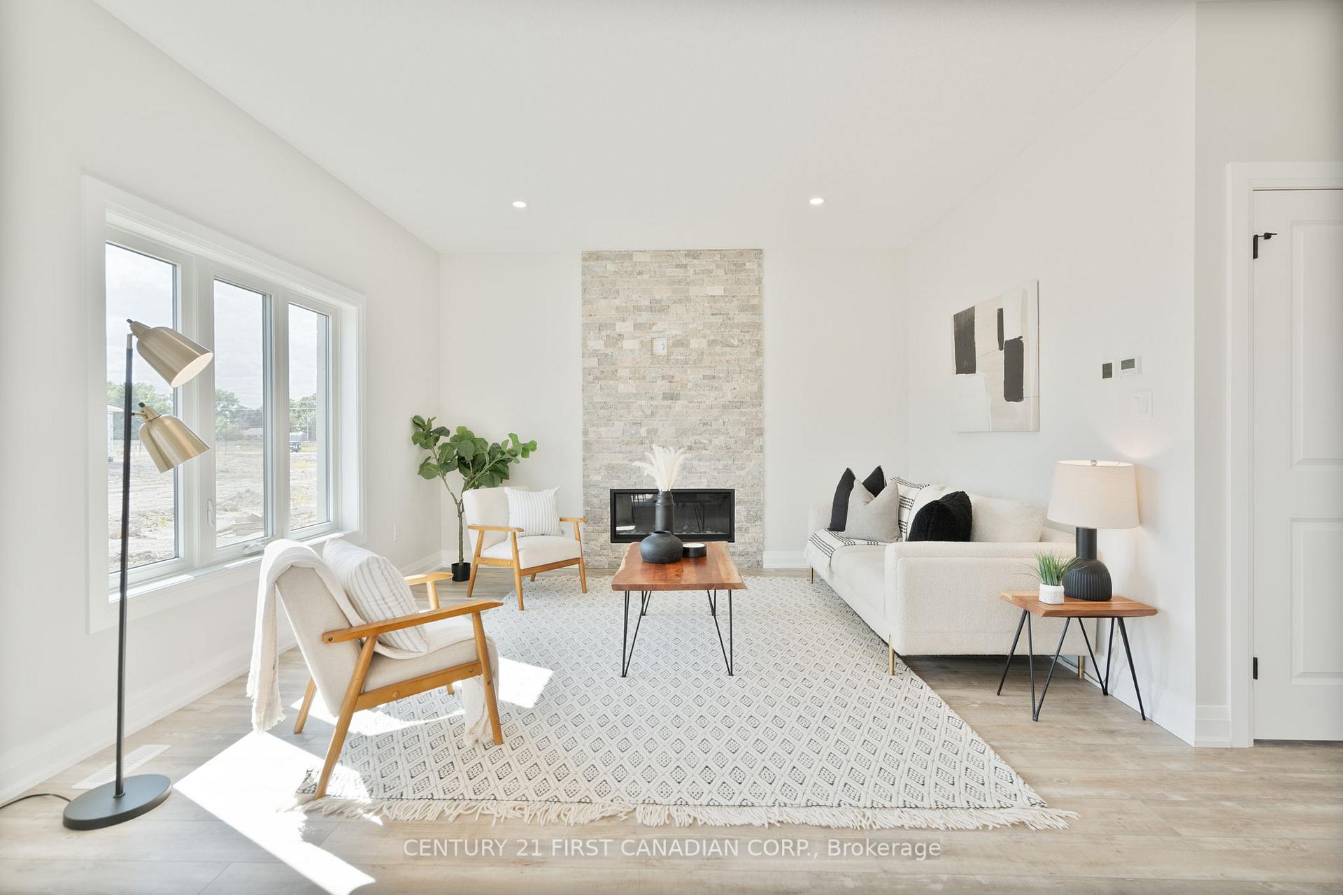 Photo 9 of 113 Atkinson Street, North Middlesex, Alisa Craig — HOMEH