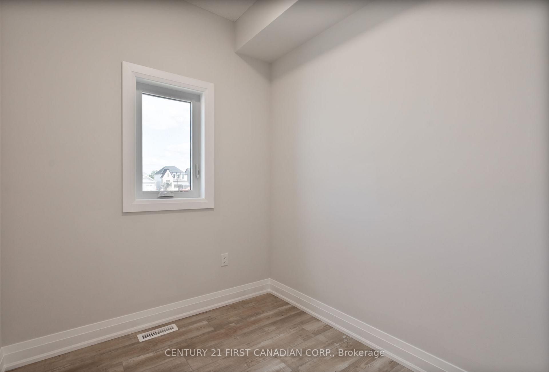 Photo 12 of 113 Atkinson Street, North Middlesex, Alisa Craig — HOMEH