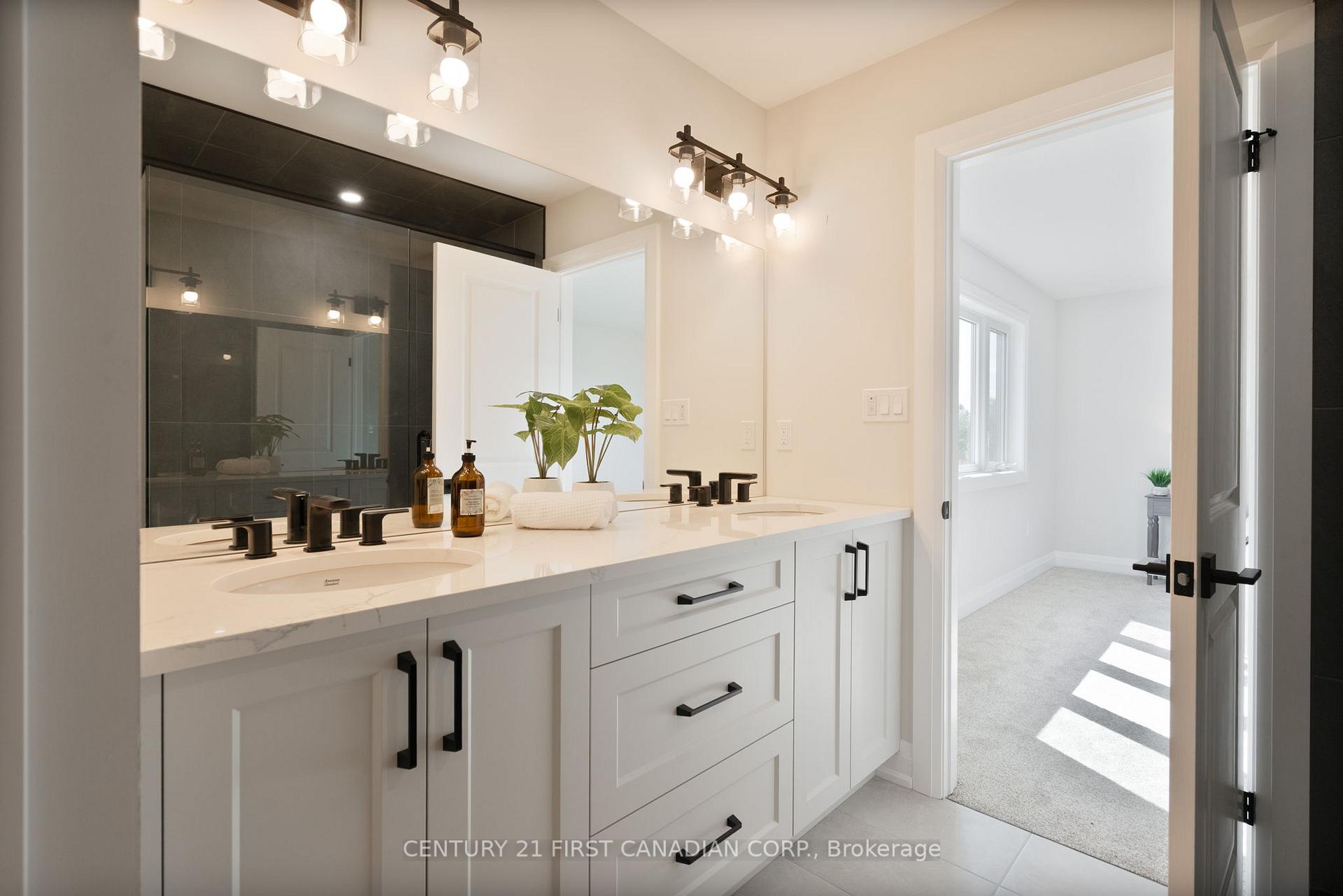 Photo 16 of 113 Atkinson Street, North Middlesex, Alisa Craig — HOMEH