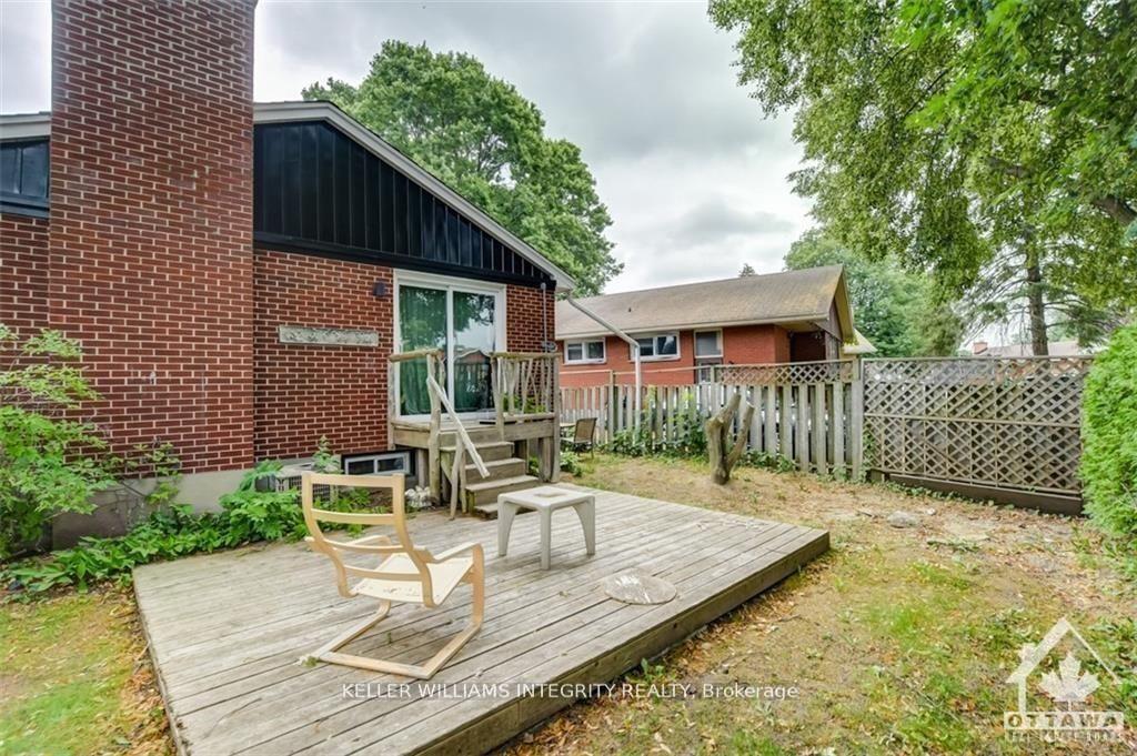 Photo 2 of Unit A, 2408 Drury Lane, Ottawa, Parkway Park — HOMEH