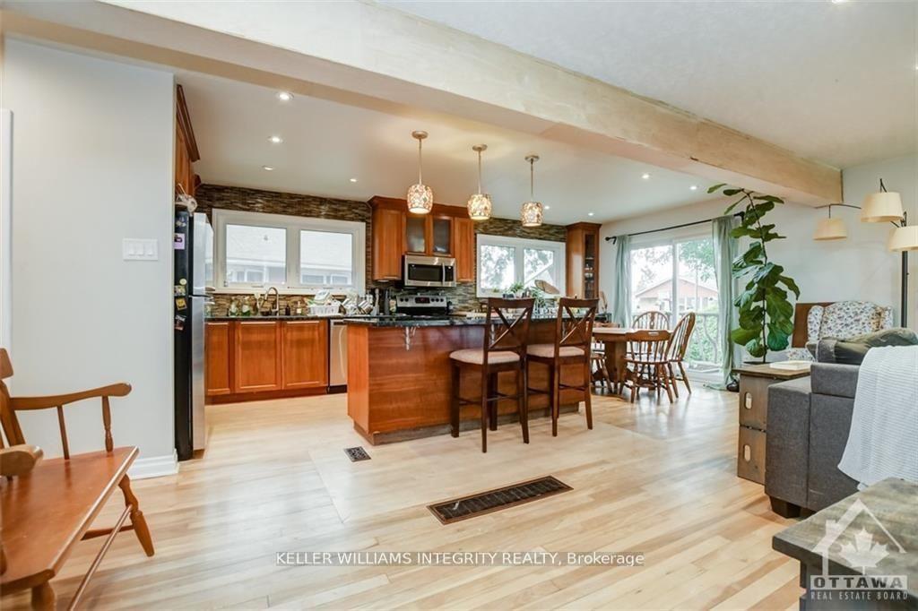 Photo 5 of Unit A, 2408 Drury Lane, Ottawa, Parkway Park — HOMEH