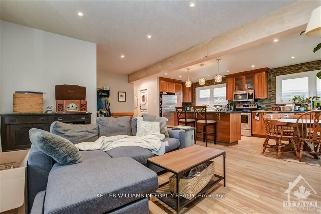 Photo 9 of Unit A, 2408 Drury Lane, Ottawa, Parkway Park — HOMEH