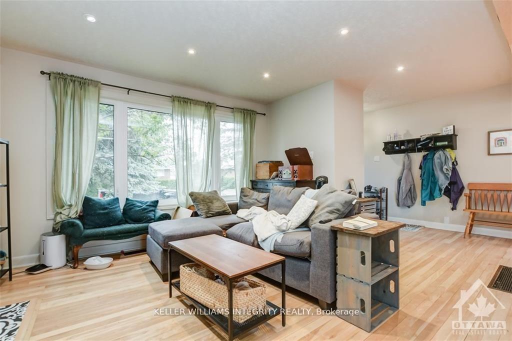 Photo 10 of Unit A, 2408 Drury Lane, Ottawa, Parkway Park — HOMEH