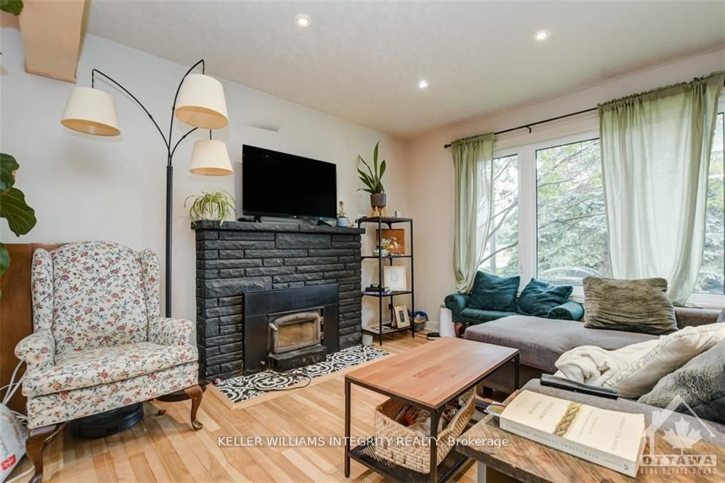 Photo 11 of Unit A, 2408 Drury Lane, Ottawa, Parkway Park — HOMEH