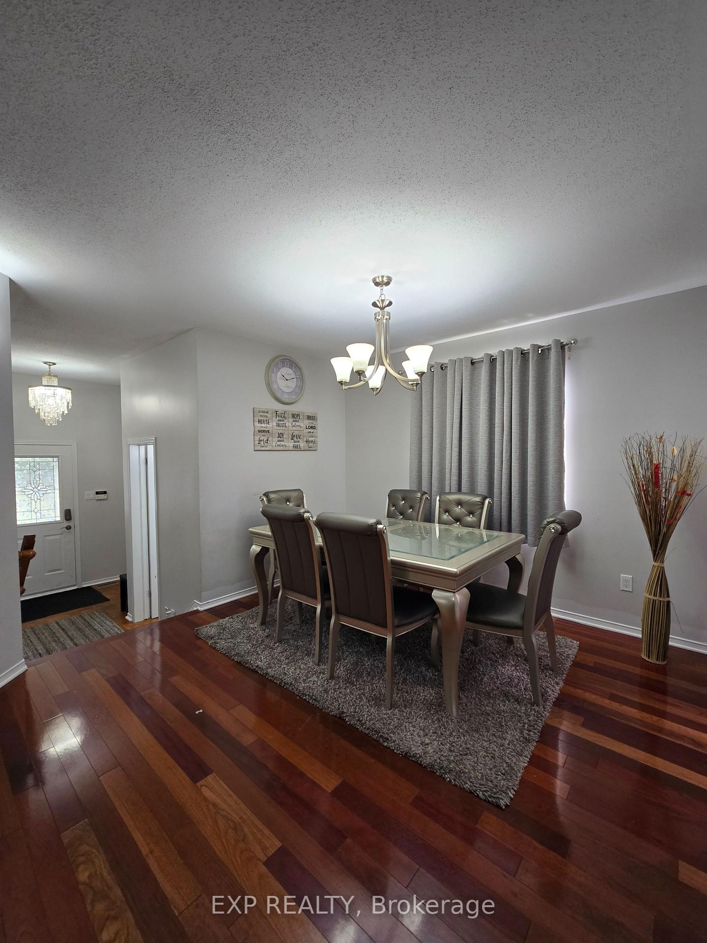 Photo 7 of 700 Carmella Crescent, Ottawa, Avalon East — HOMEH