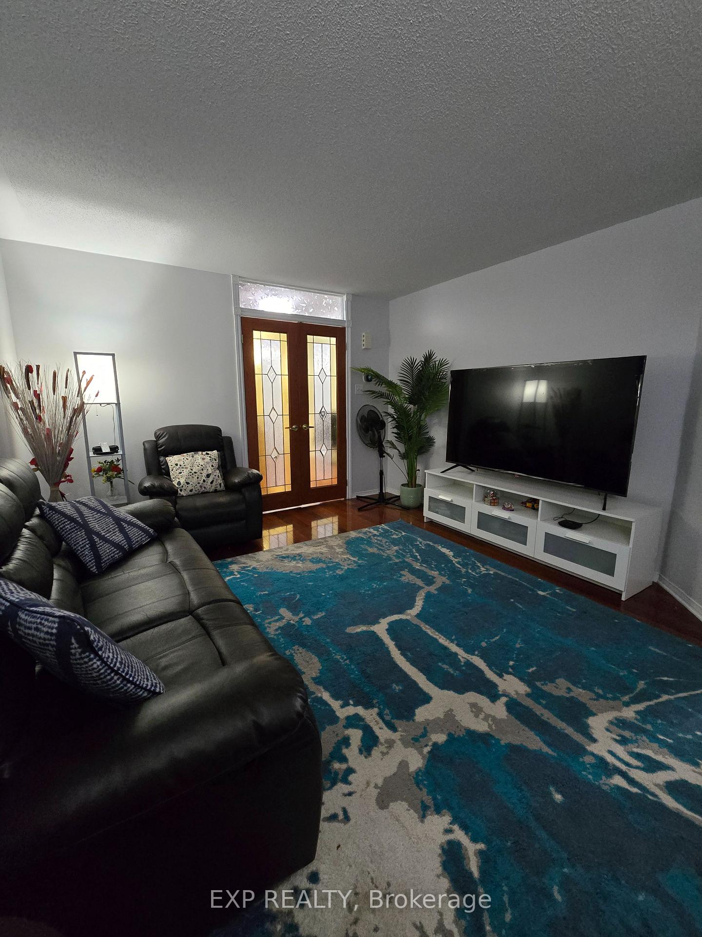 Photo 22 of 700 Carmella Crescent, Ottawa, Avalon East — HOMEH