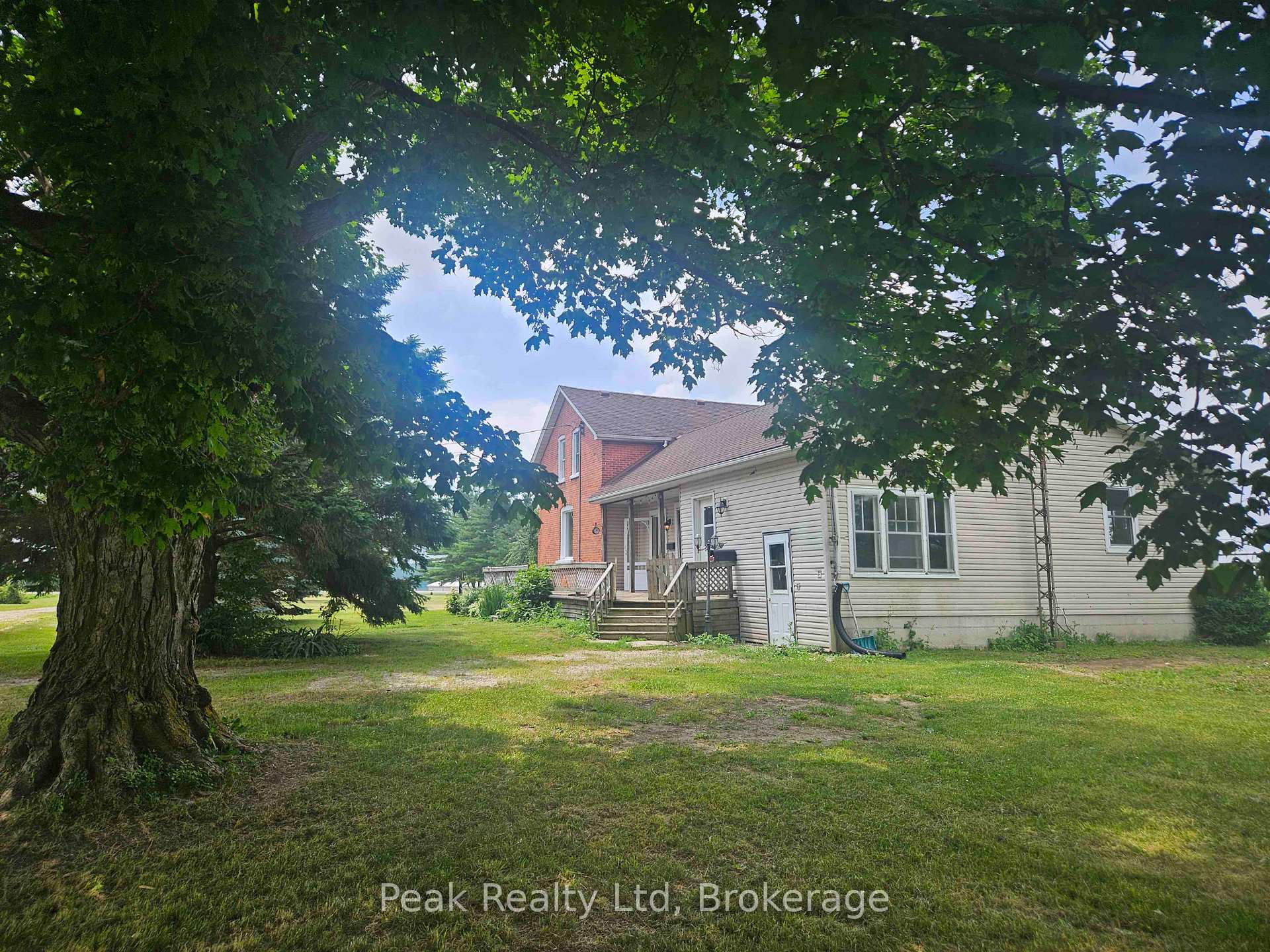 Photo 2 of 39770 Belgrave Road, North Huron, East Wawanosh — HOMEH