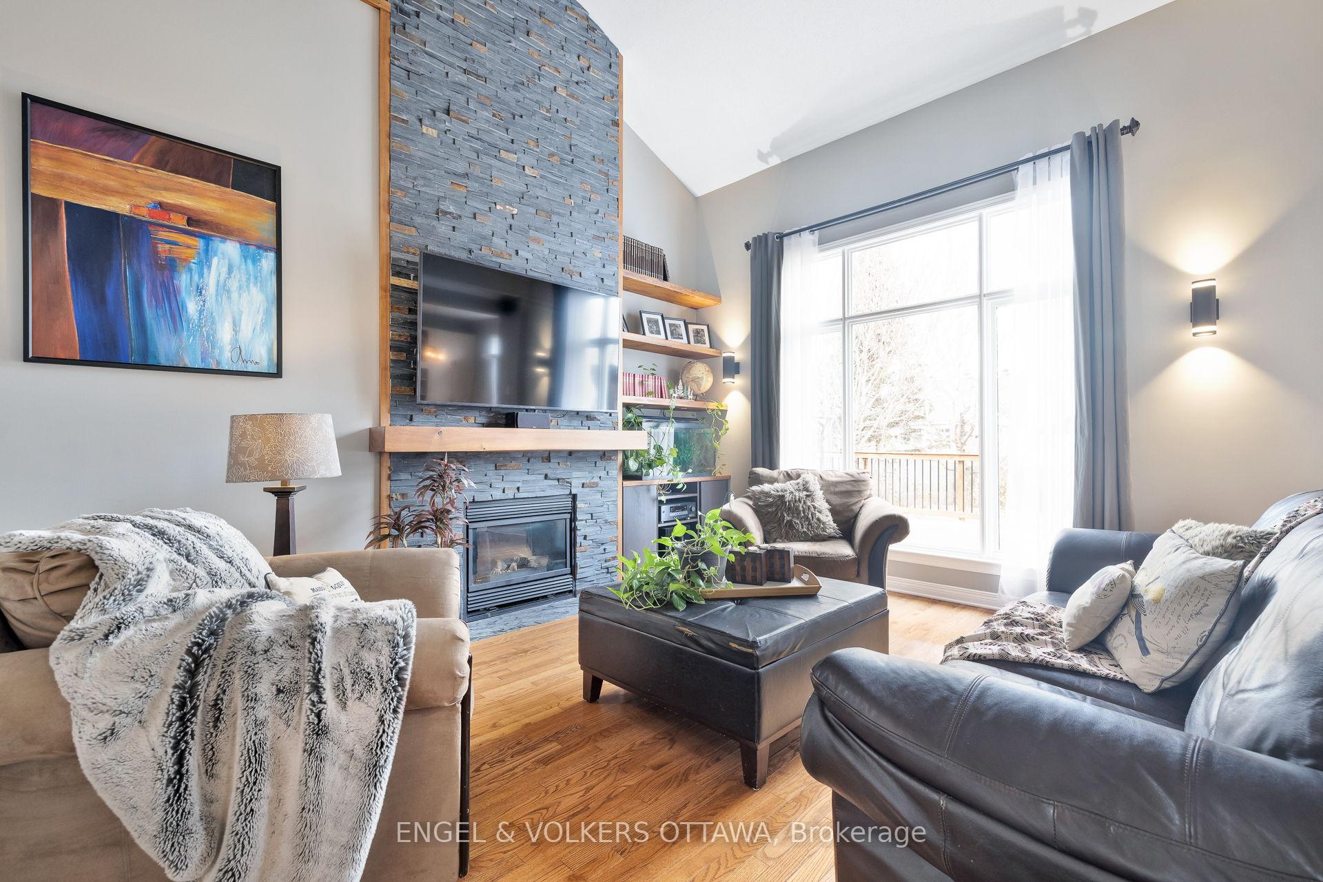 Photo 8 of 823 Scala Avenue, Ottawa, Notting Hill/Summerside — HOMEH