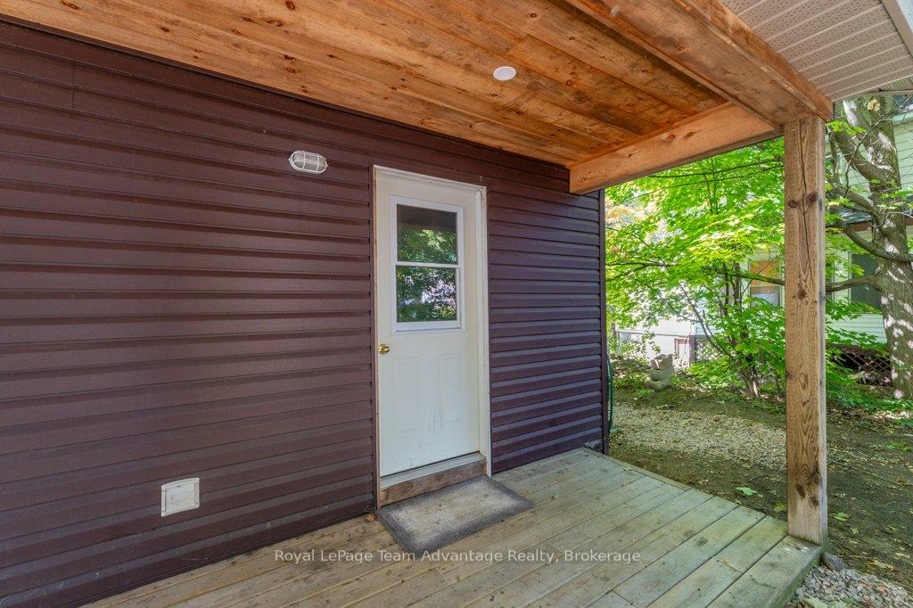 Photo 22 of 32 Waubeek Street, Parry Sound — HOMEH