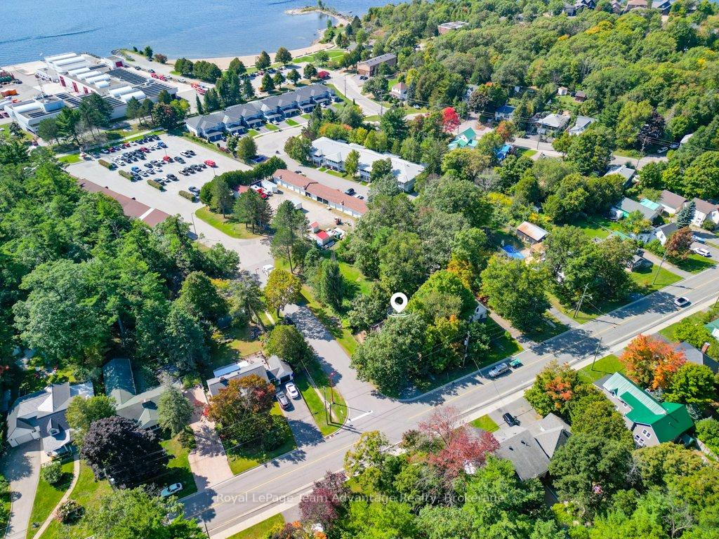 Photo 40 of 32 Waubeek Street, Parry Sound — HOMEH