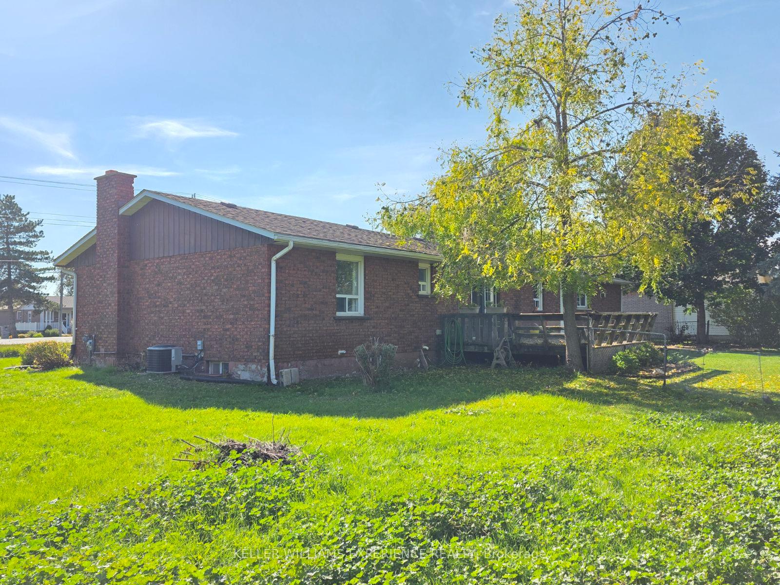 Photo 6 of 248 Young Street, New Tecumseth, Alliston — HOMEH