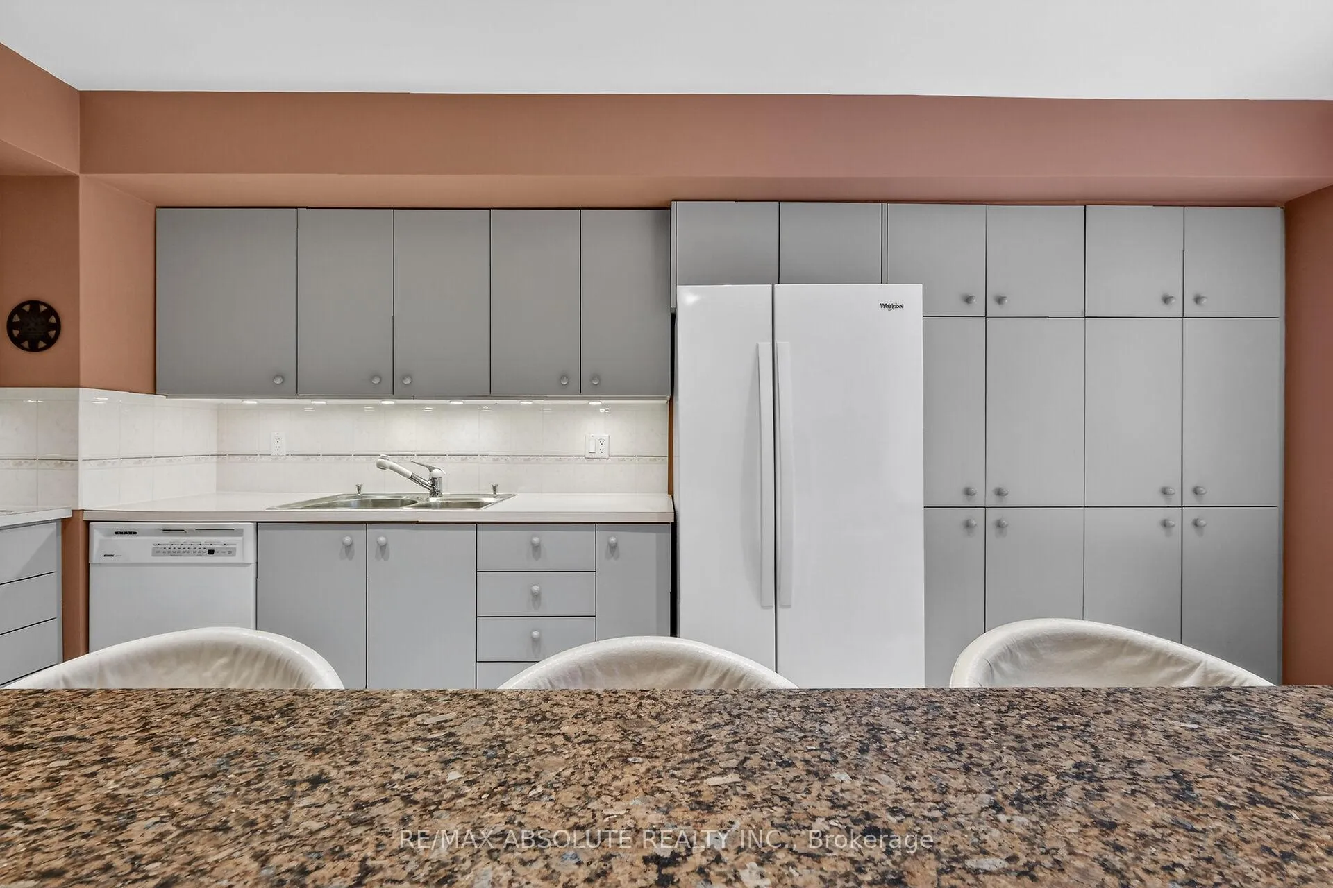 Photo 16 of Unit 2, 125 Springfield Road, Ottawa, Lindenlea — HOMEH