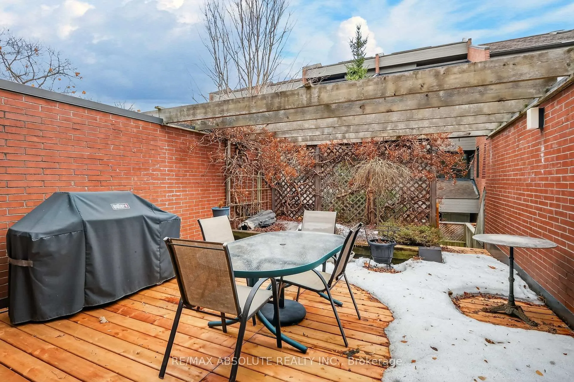 Photo 42 of Unit 2, 125 Springfield Road, Ottawa, Lindenlea — HOMEH