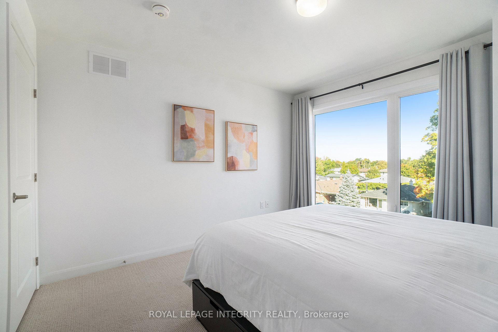 Photo 19 of 2704 Draper Avenue, Ottawa, Redwood Park — HOMEH
