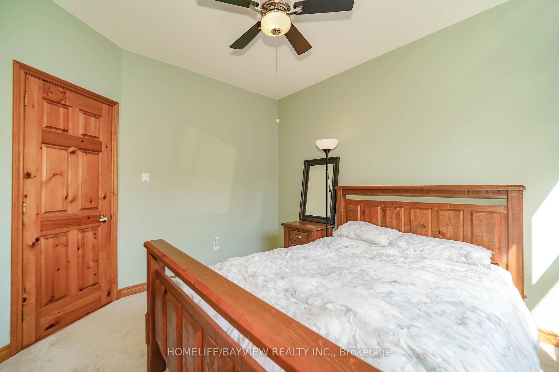 Photo 20 of 29 Alpine Way, Oro-Medonte, Horseshoe Valley — HOMEH