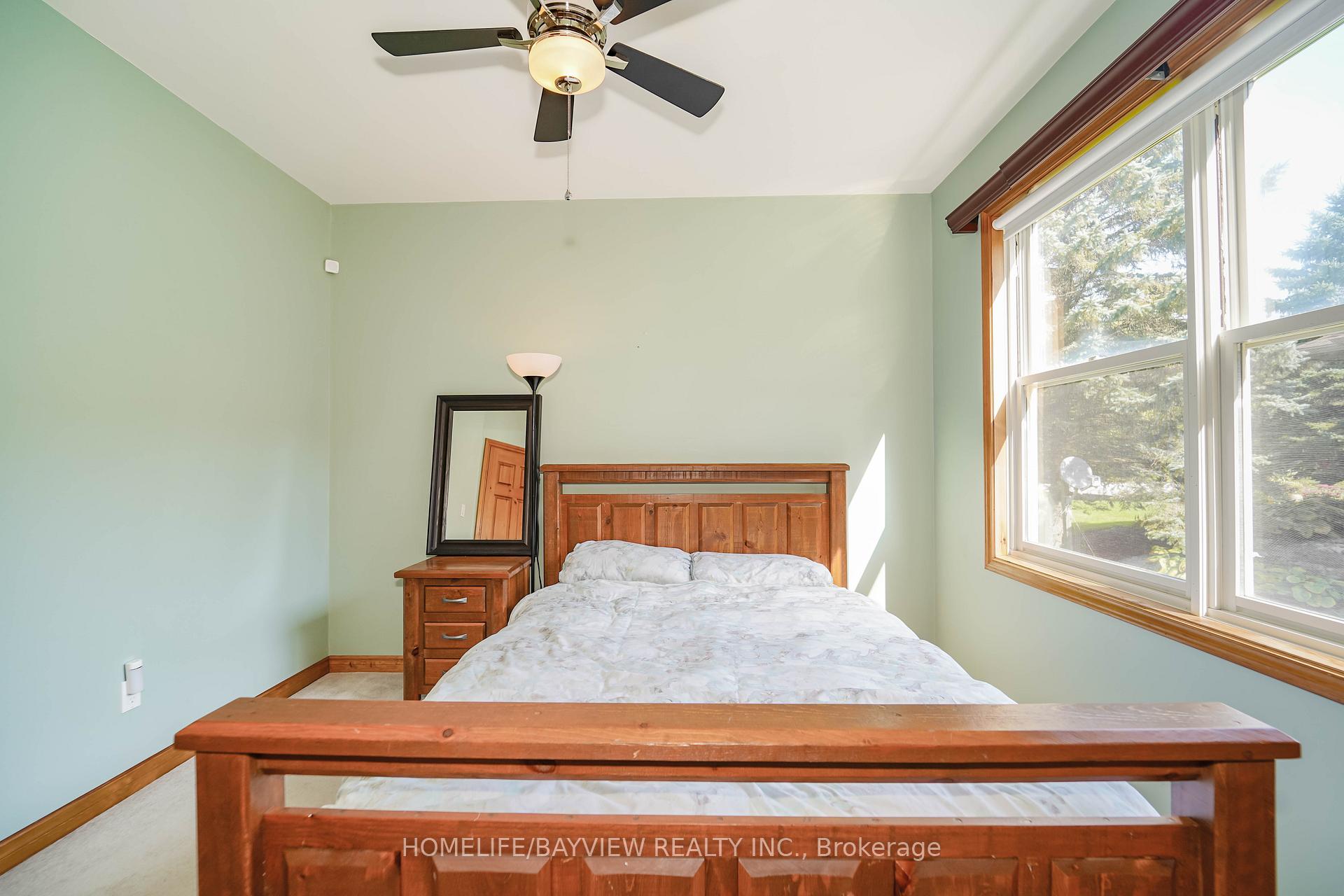 Photo 21 of 29 Alpine Way, Oro-Medonte, Horseshoe Valley — HOMEH