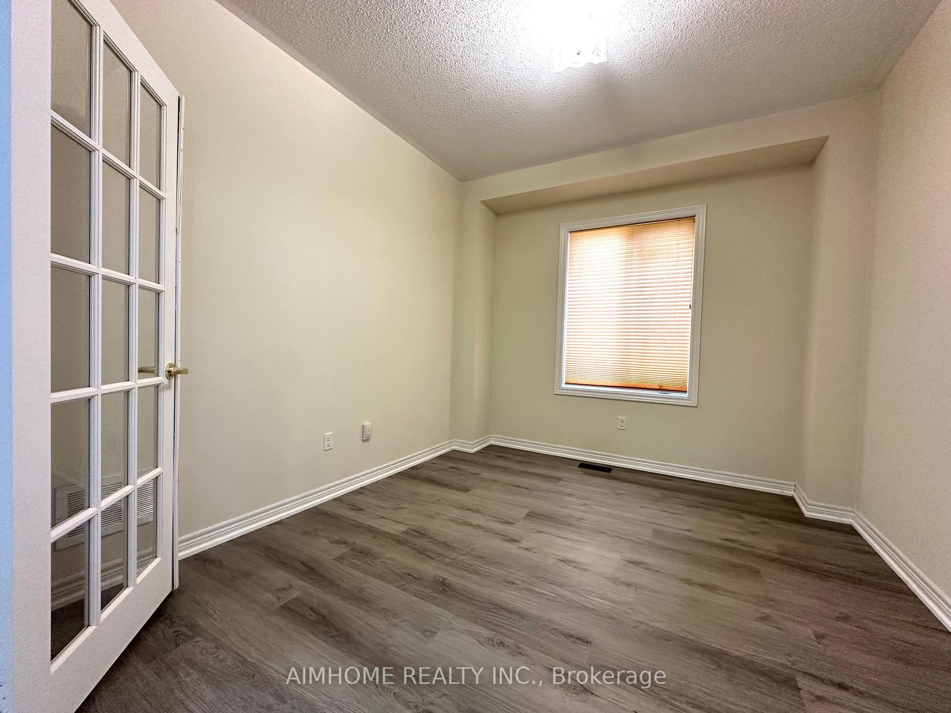 Photo 5 of 1171 Mctavish Drive, Newmarket, Stonehaven-Wyndham — HOMEH