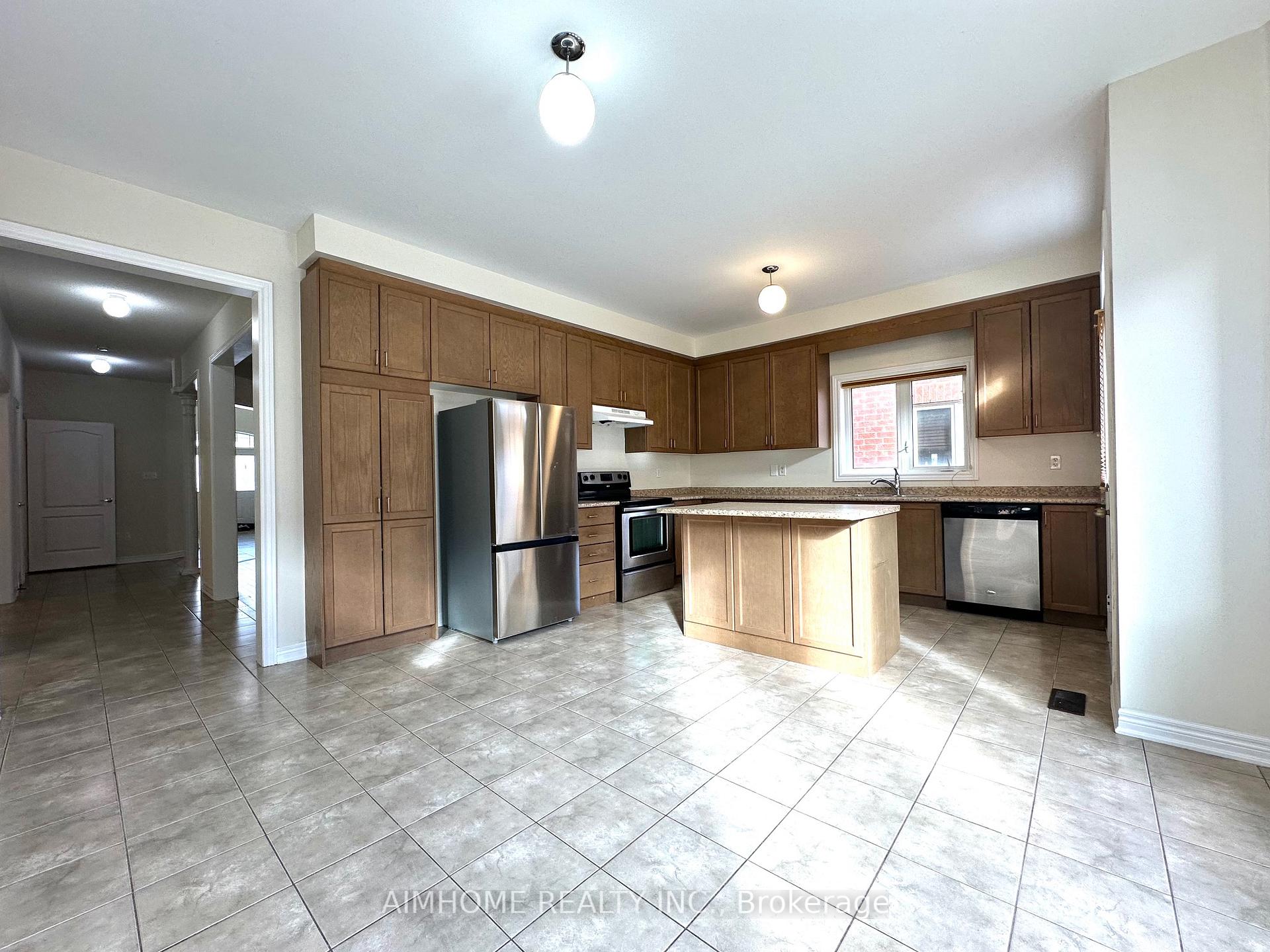 Photo 12 of 1171 Mctavish Drive, Newmarket, Stonehaven-Wyndham — HOMEH