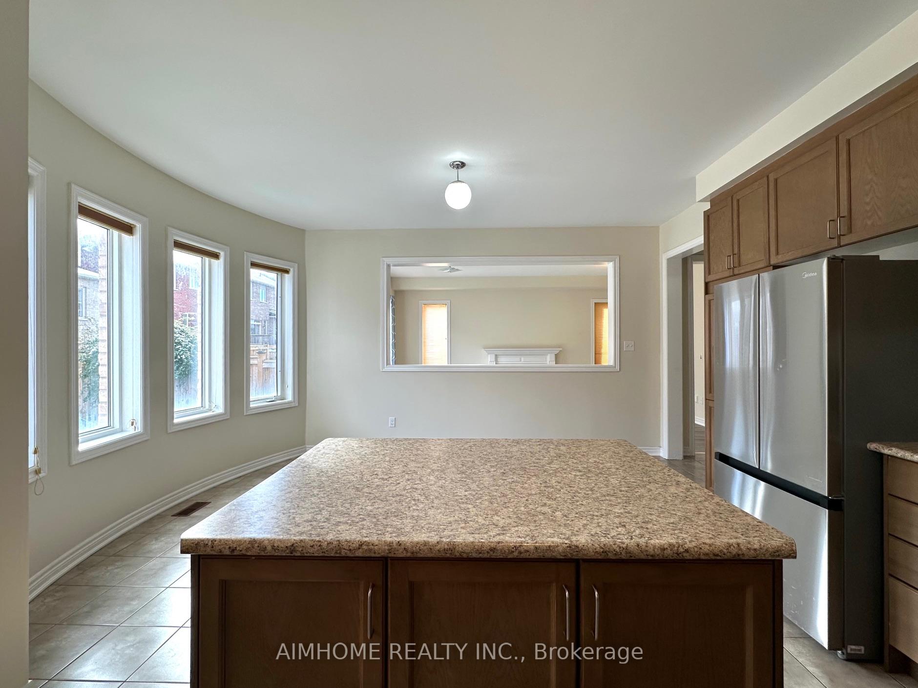 Photo 14 of 1171 Mctavish Drive, Newmarket, Stonehaven-Wyndham — HOMEH