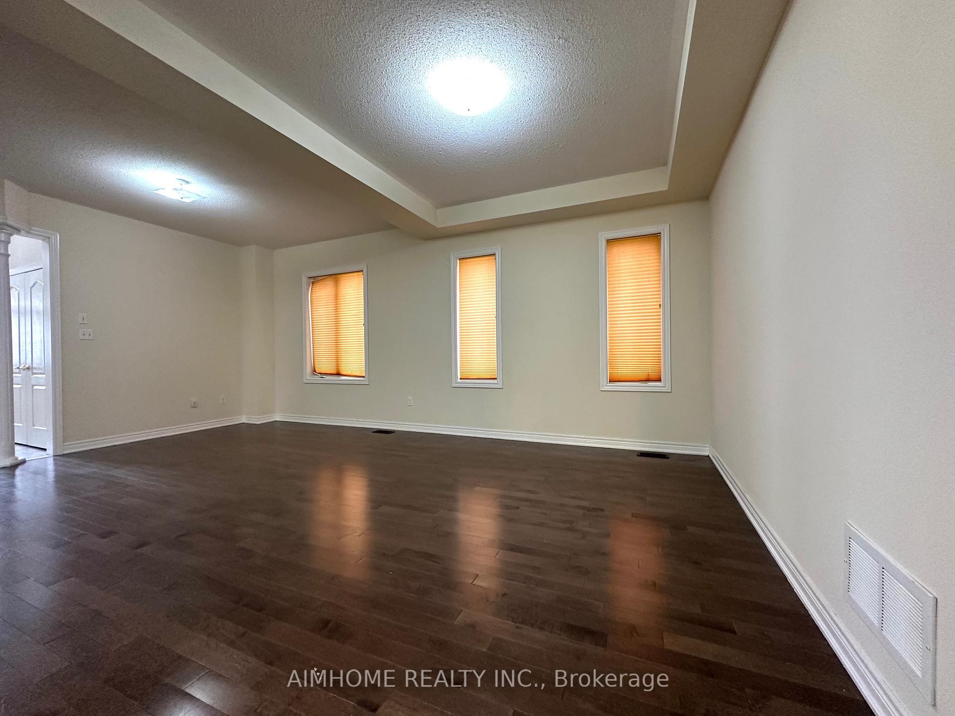 Photo 15 of 1171 Mctavish Drive, Newmarket, Stonehaven-Wyndham — HOMEH