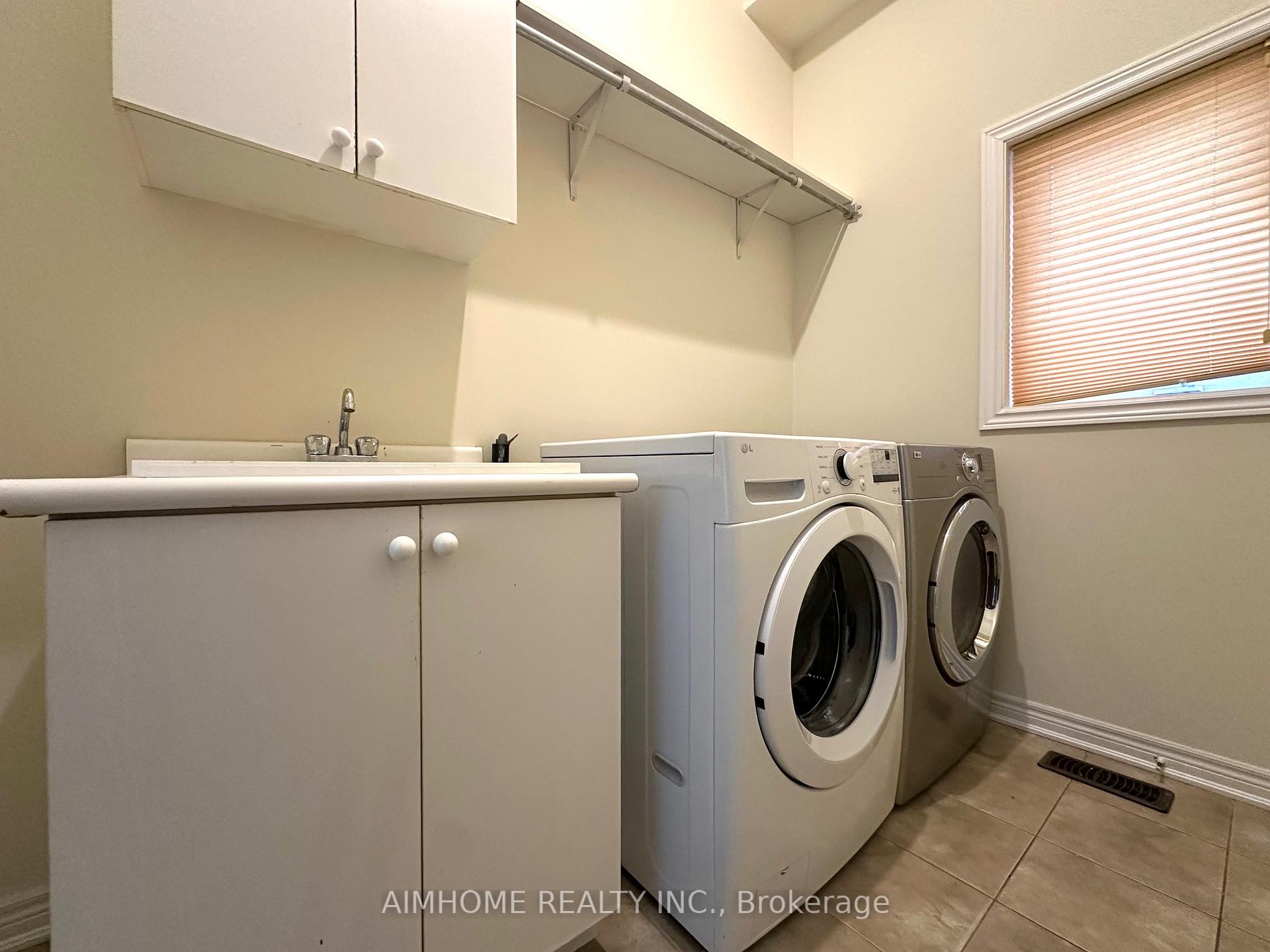 Photo 16 of 1171 Mctavish Drive, Newmarket, Stonehaven-Wyndham — HOMEH