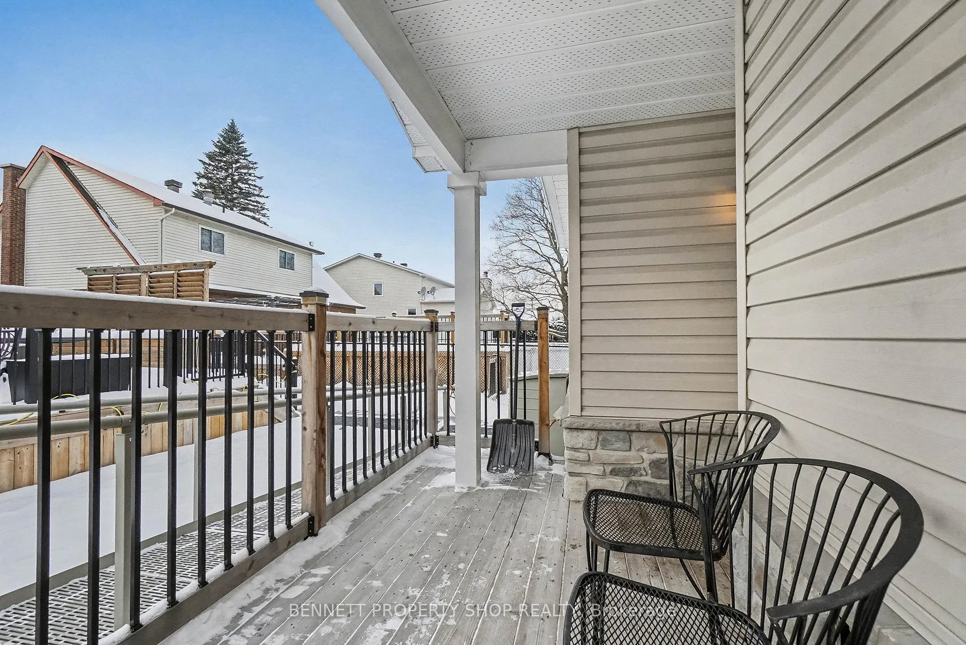 Photo 2 of Unit B, 833 Champlain Street, Ottawa, Chatelaine Village — HOMEH