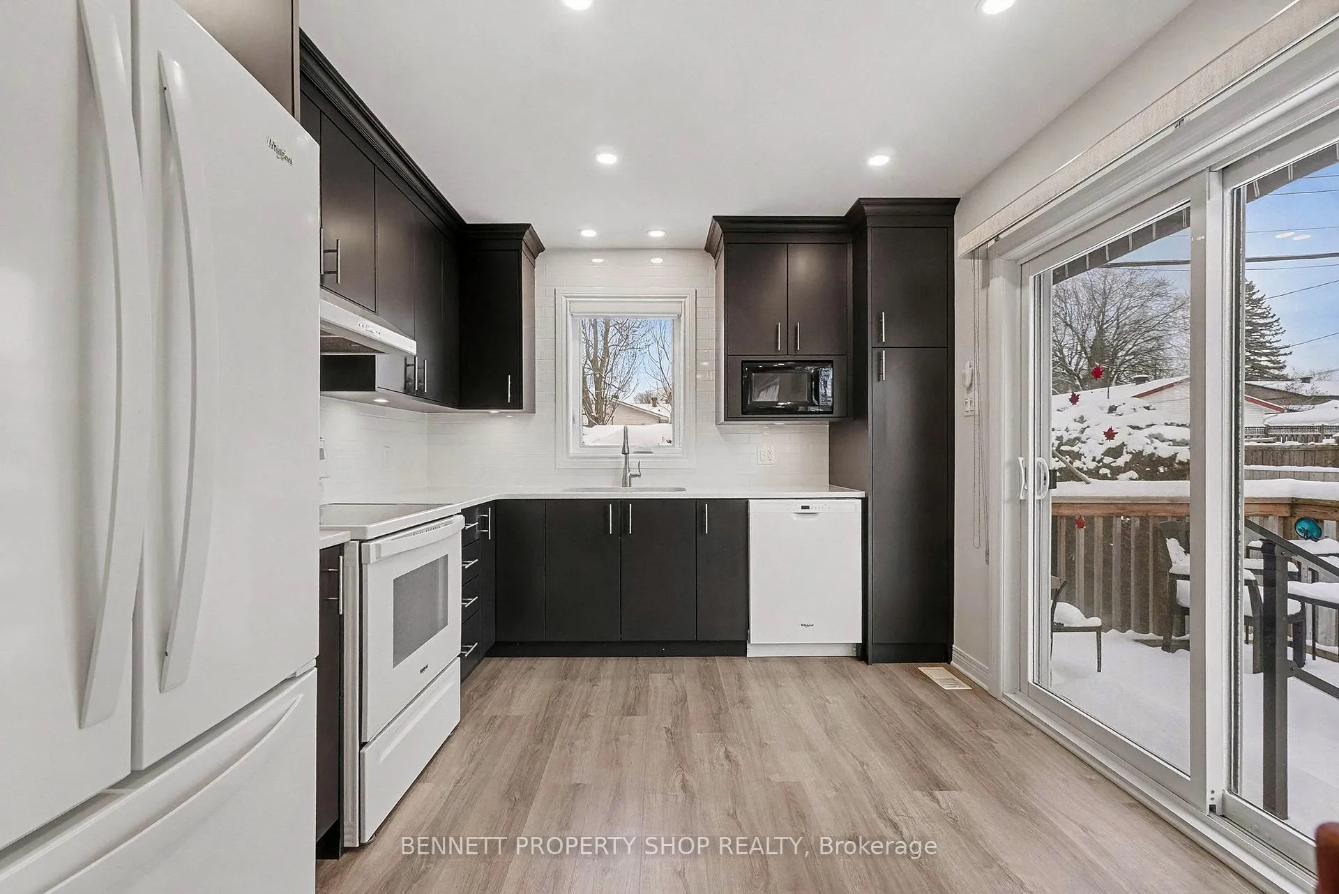 Photo 5 of Unit B, 833 Champlain Street, Ottawa, Chatelaine Village — HOMEH