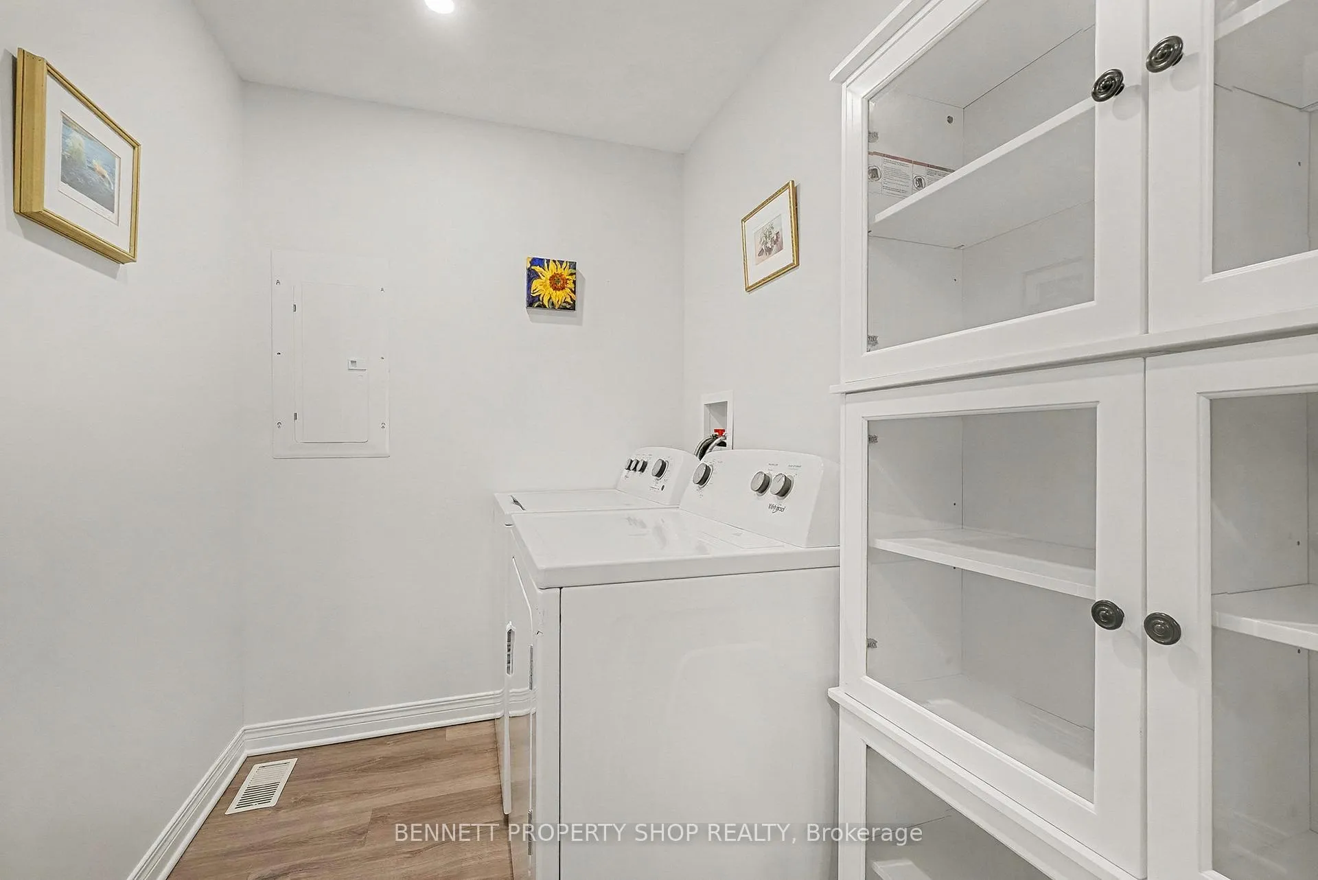 Photo 9 of Unit B, 833 Champlain Street, Ottawa, Chatelaine Village — HOMEH