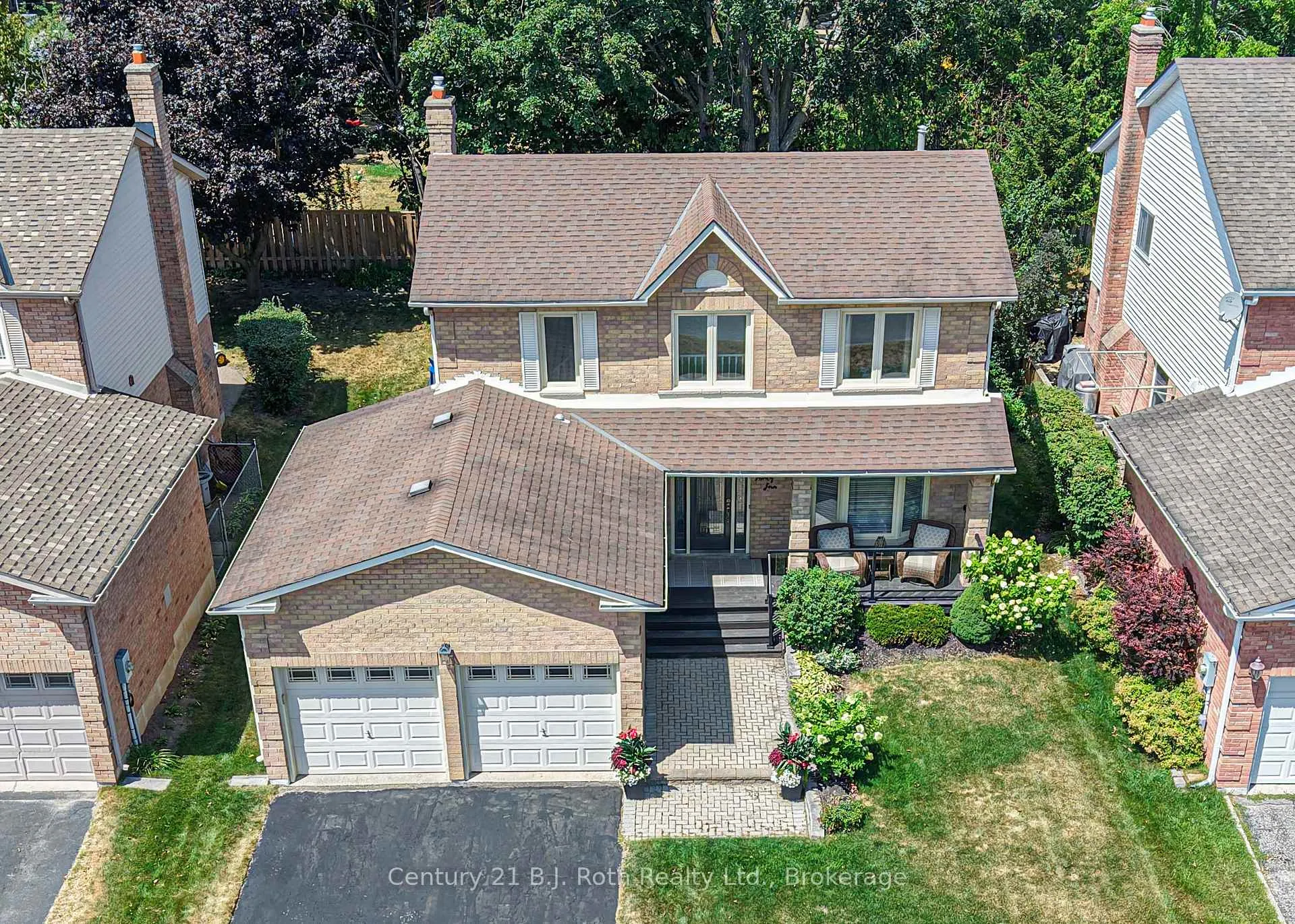 Photo 2 of 34 Brandon Crescent, Orillia — HOMEH