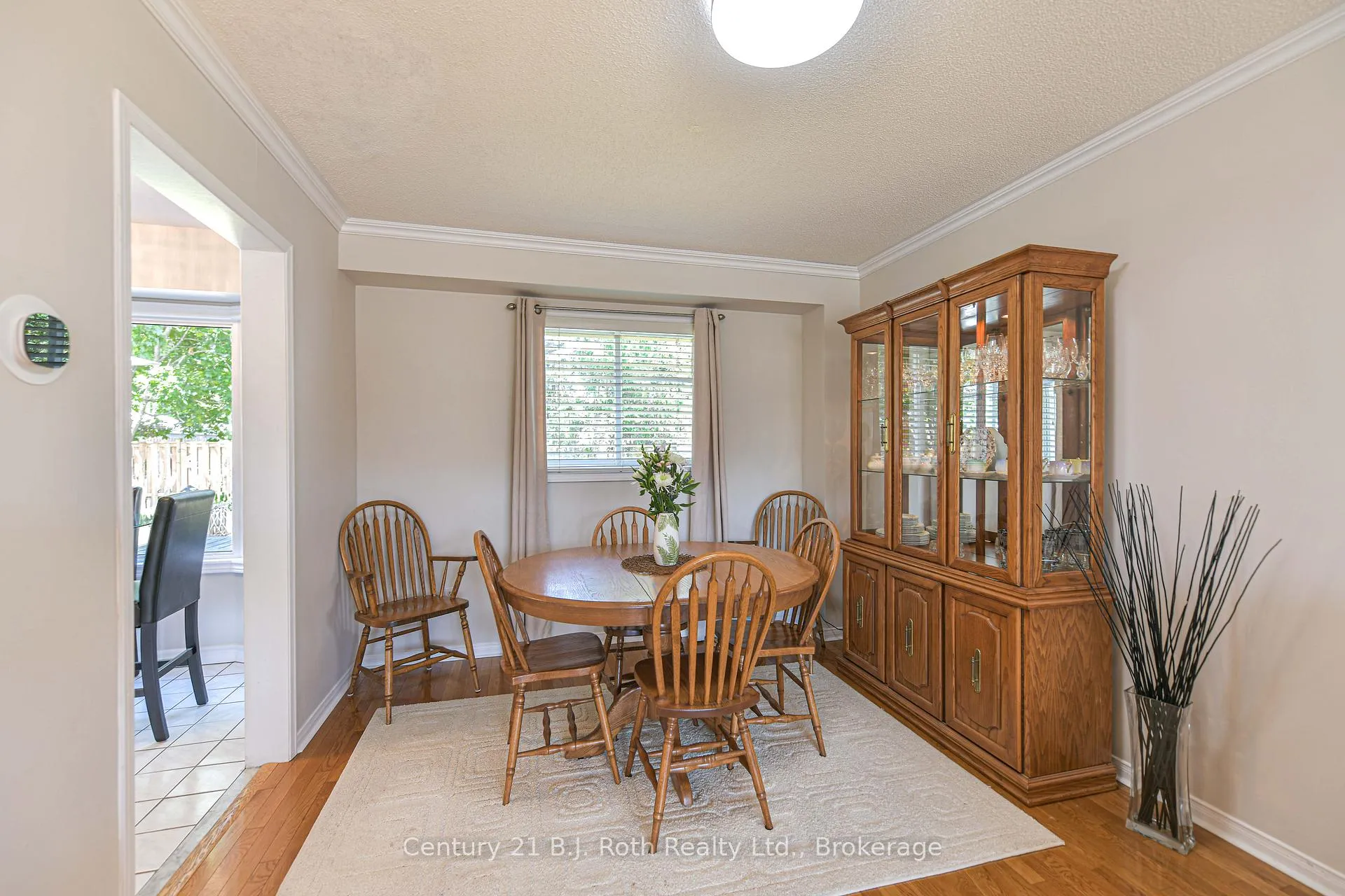 Photo 18 of 34 Brandon Crescent, Orillia — HOMEH